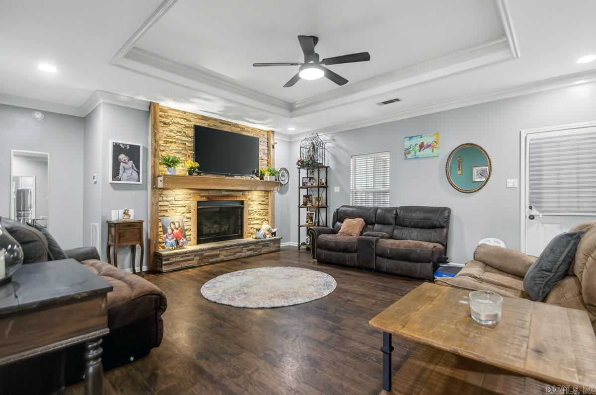 4397 GABBY  Benton, AR