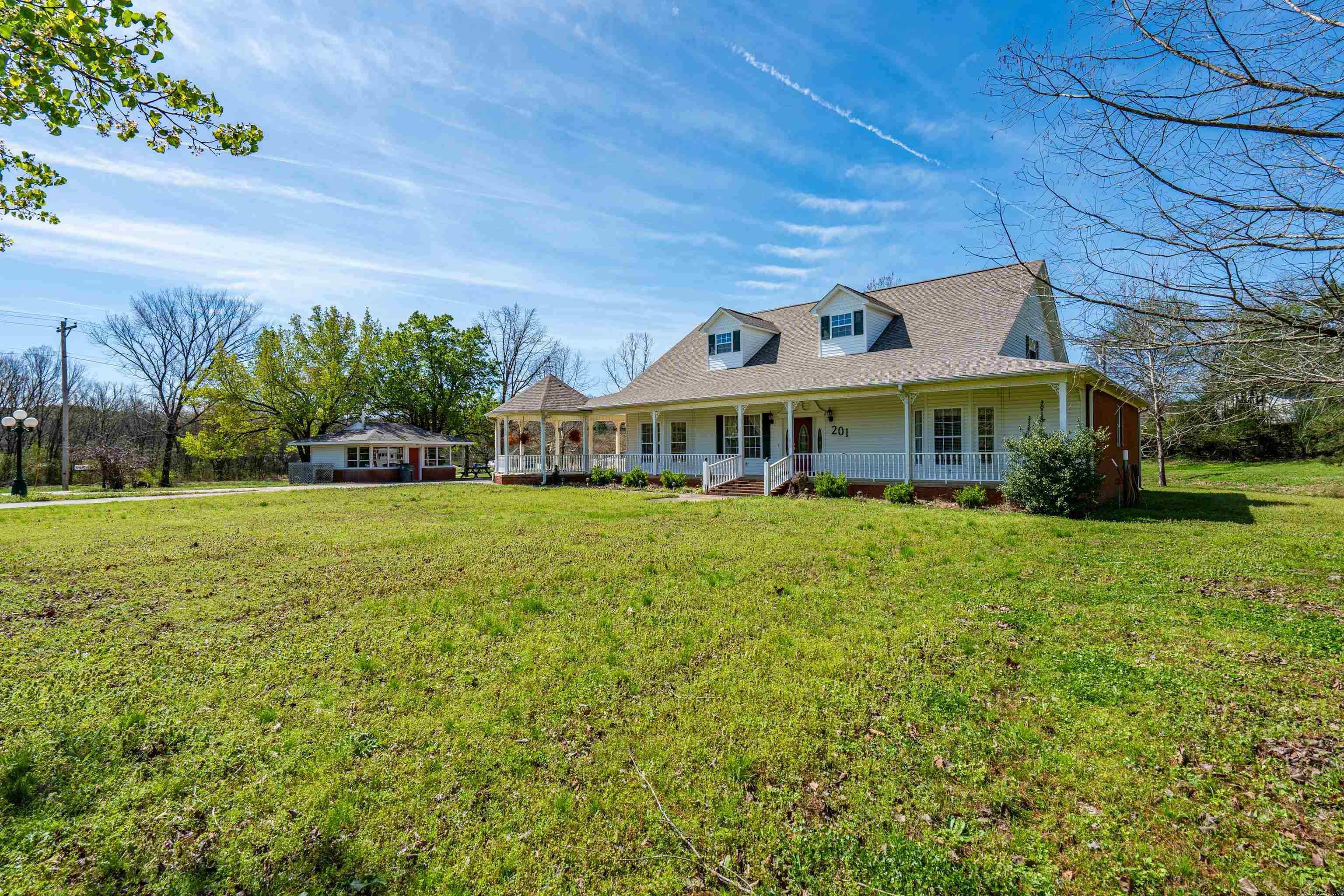 201 Green Willow  Hot Springs, AR