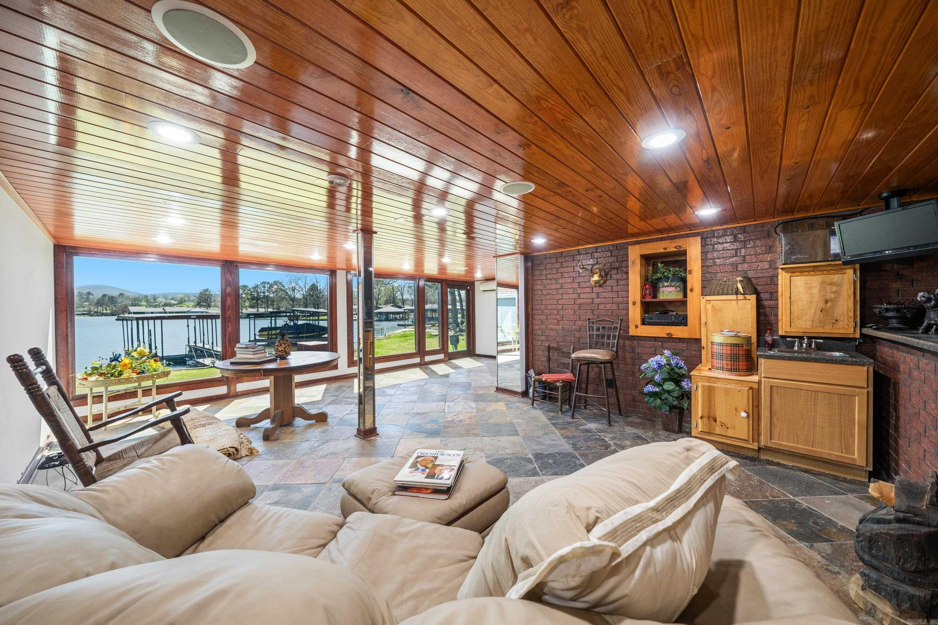 203 Gregory  Hot Springs, AR