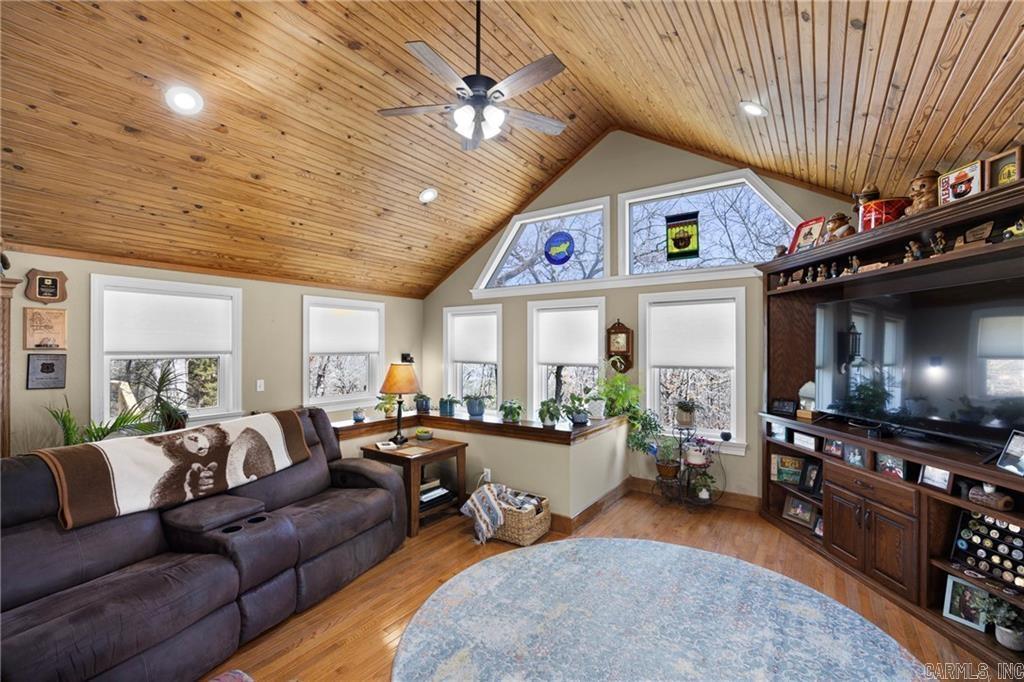 210 Hilltop  Russellville, AR