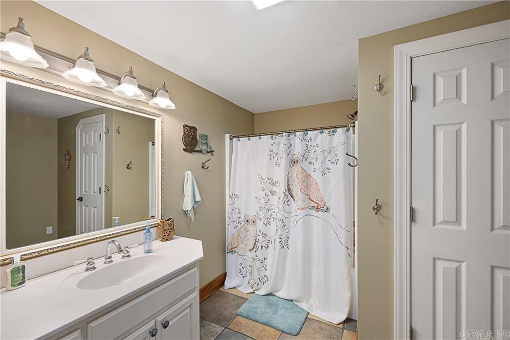 210 Hilltop  Russellville, AR