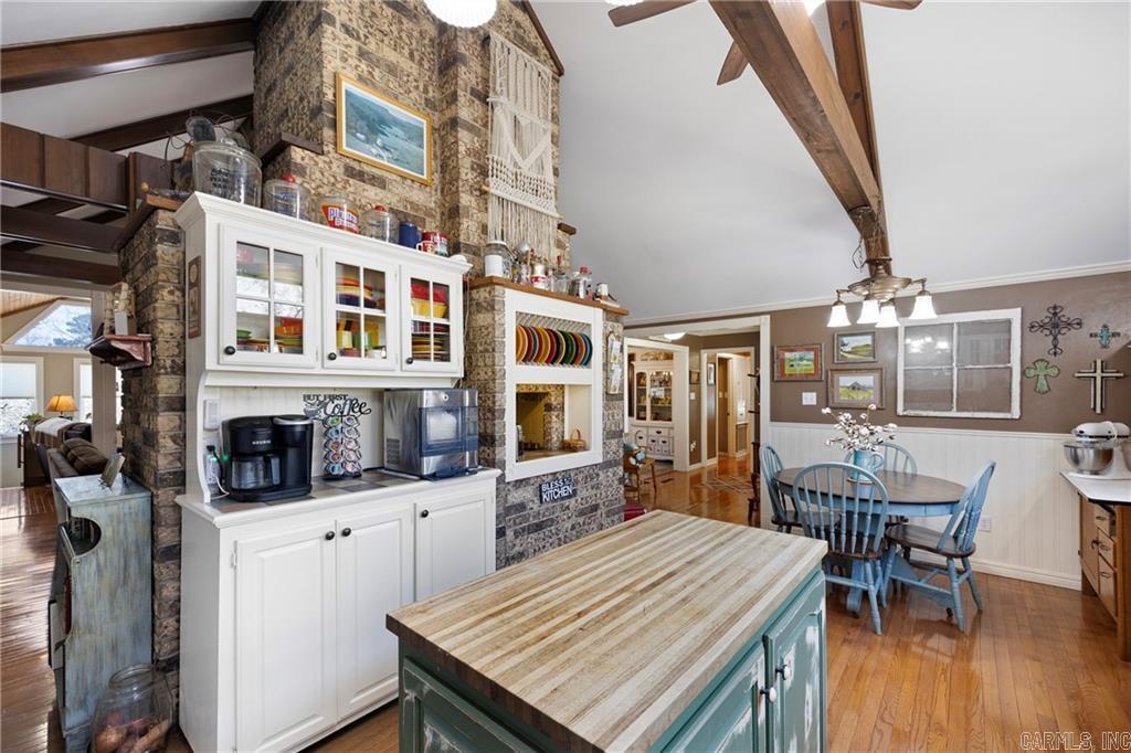 210 Hilltop  Russellville, AR