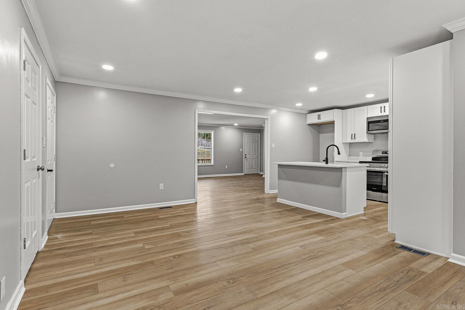 1006 Roselee  Paragould, AR