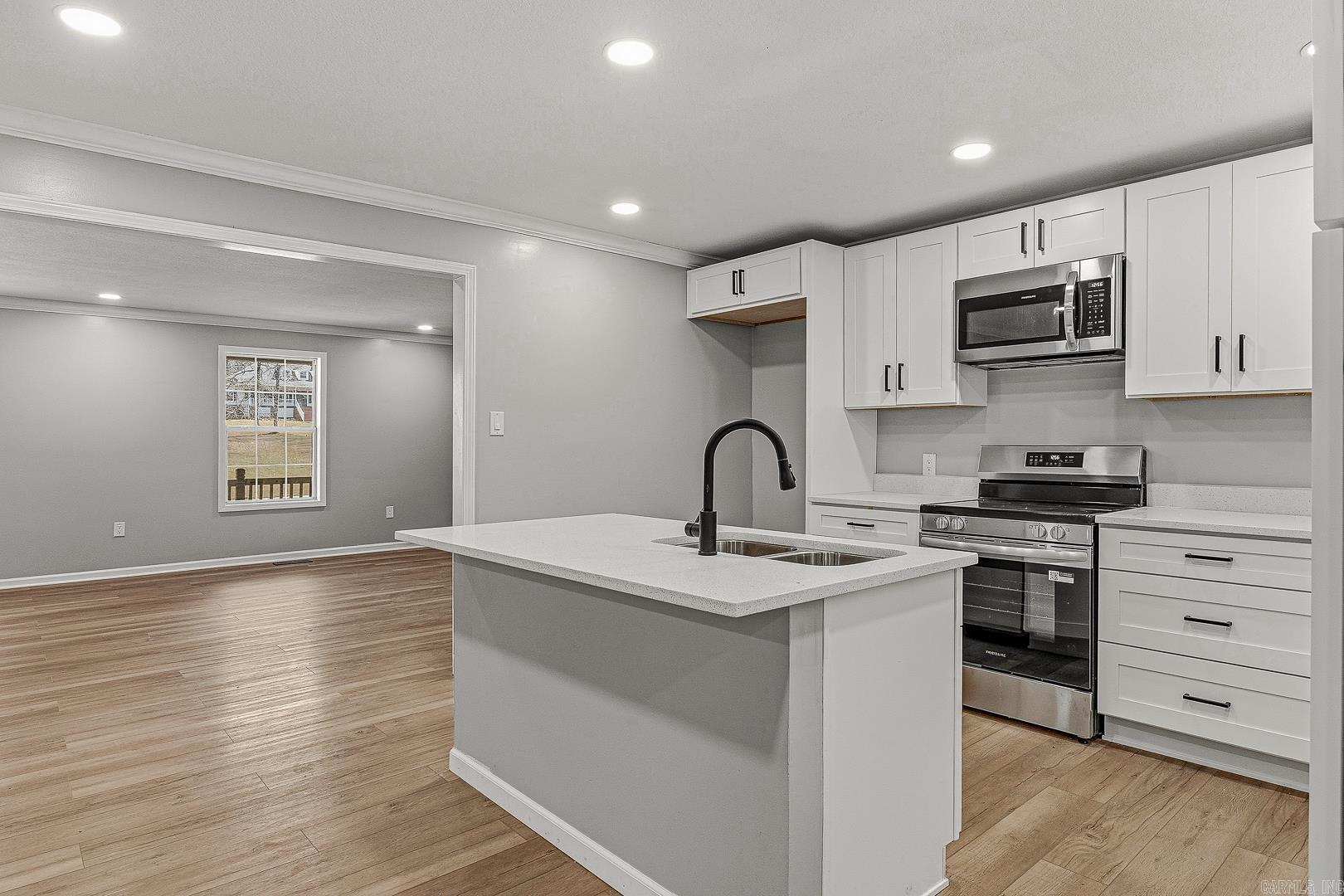 1006 Roselee  Paragould, AR