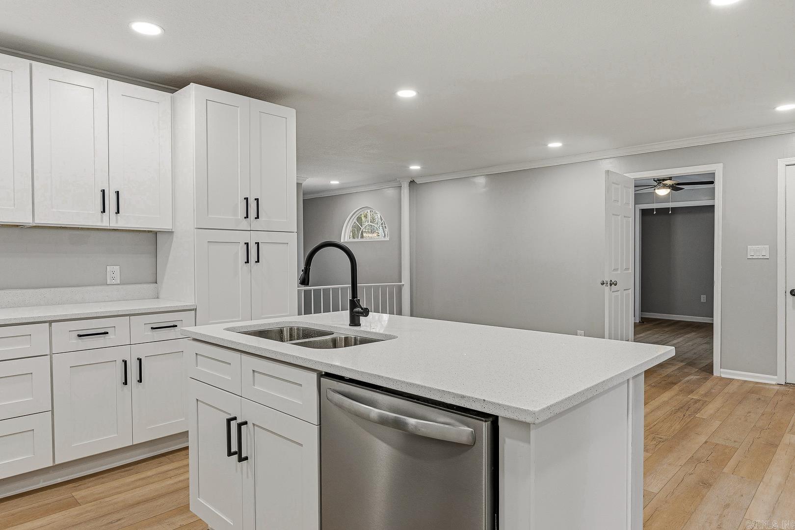 1006 Roselee  Paragould, AR