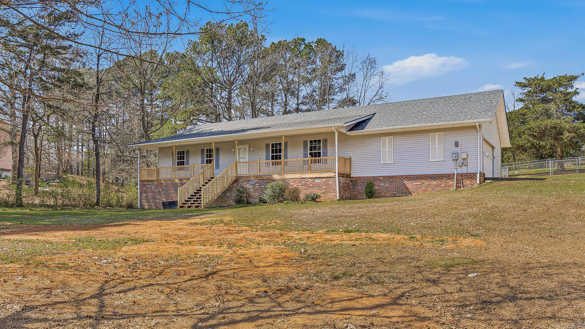 1006 Roselee  Paragould, AR