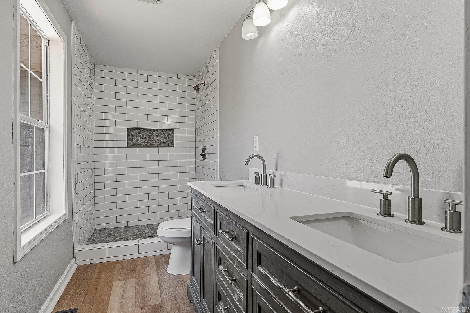 1006 Roselee  Paragould, AR