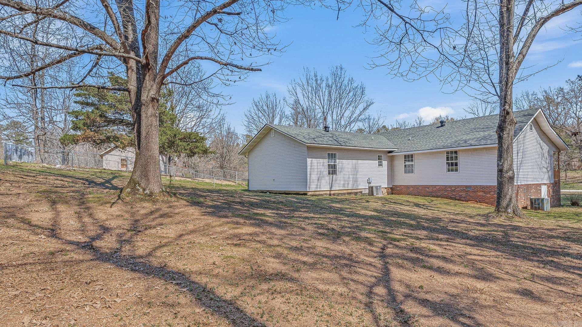 1006 Roselee  Paragould, AR