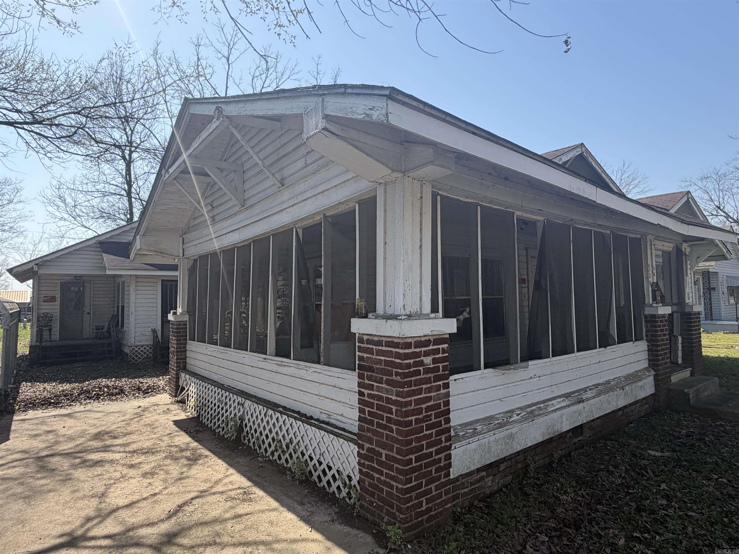 509 SE 2nd  Walnut Ridge, AR