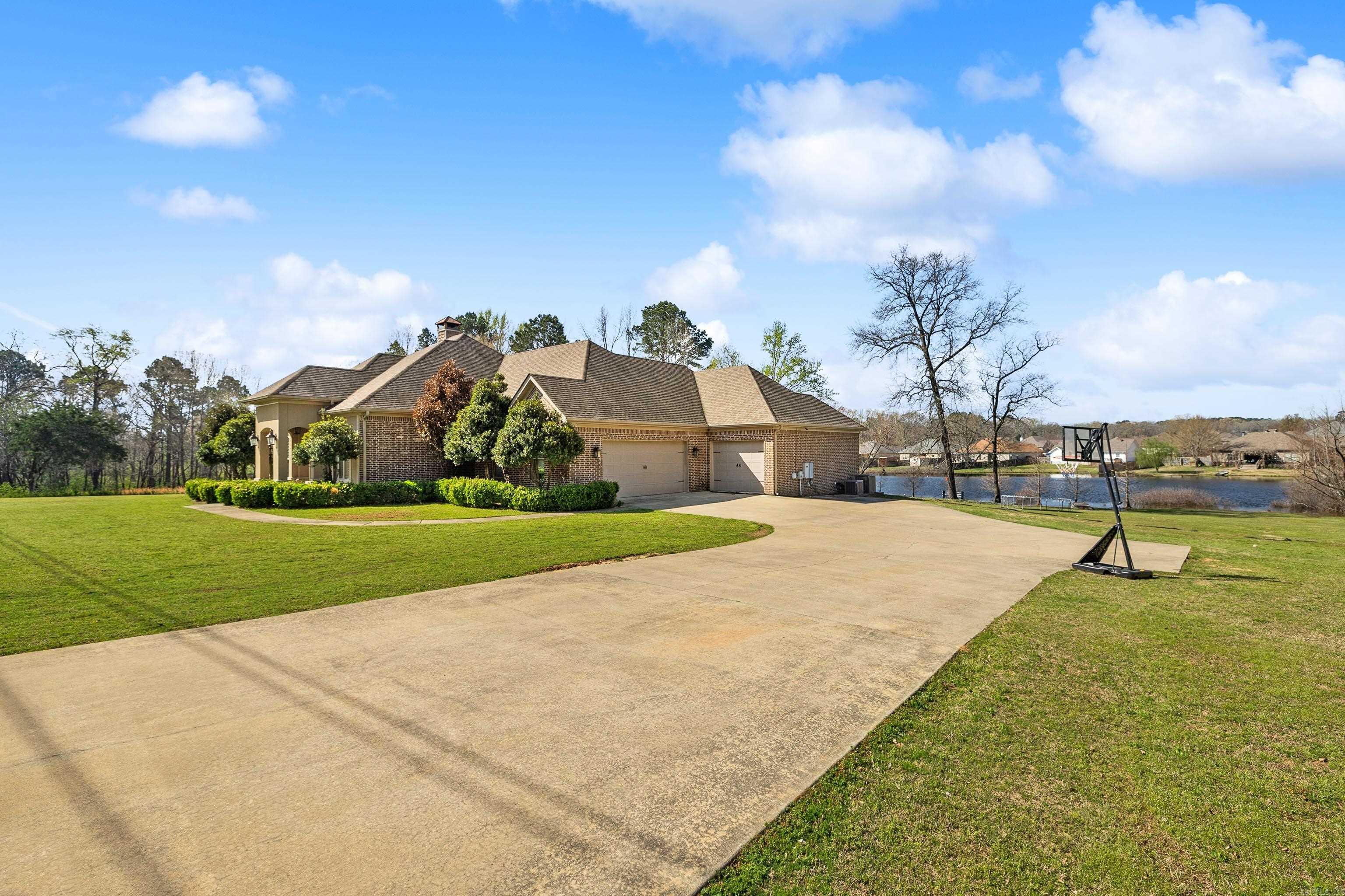 5823 Gregory  Benton, AR