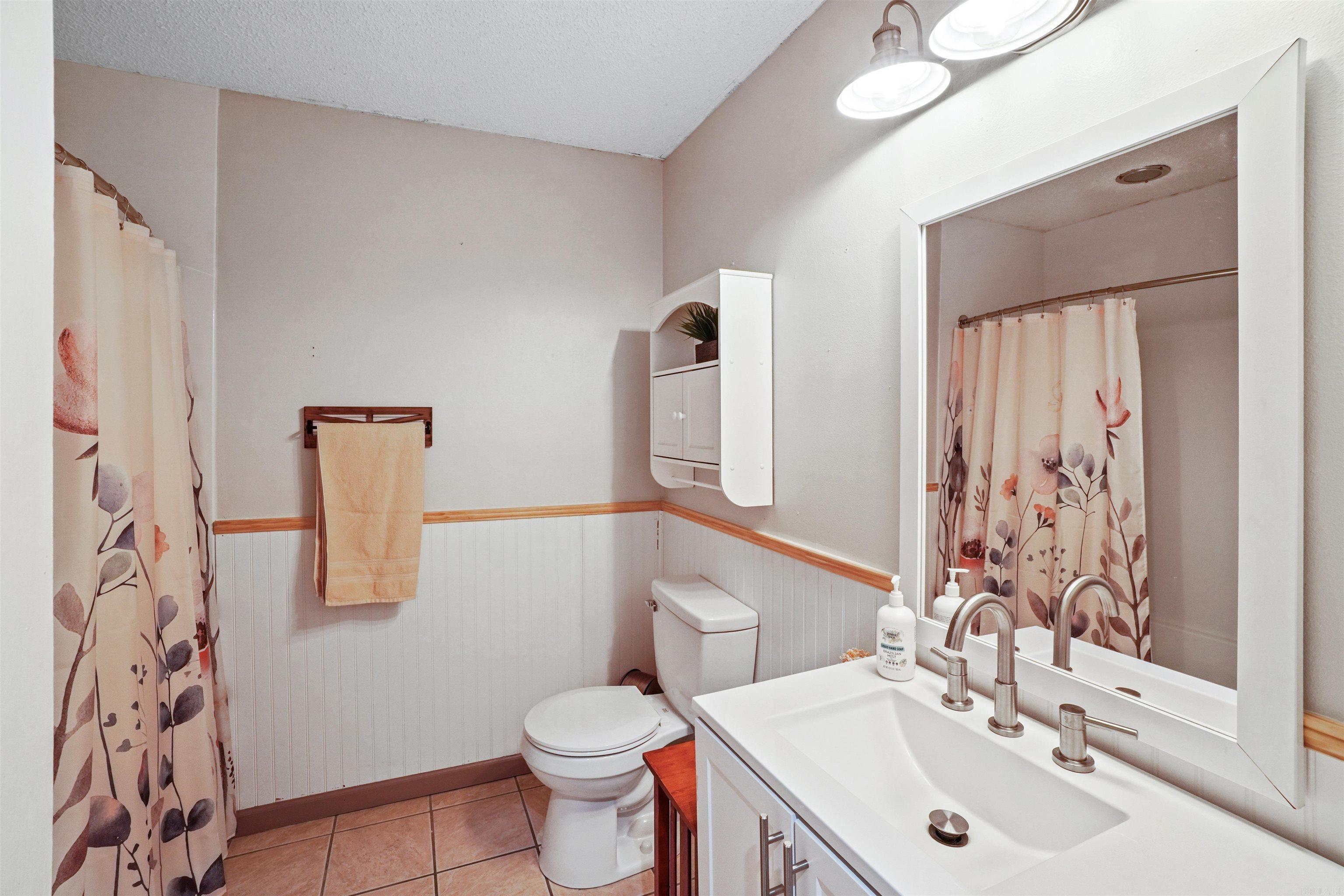 168 Dunn Hollow  Fairfield Bay, AR