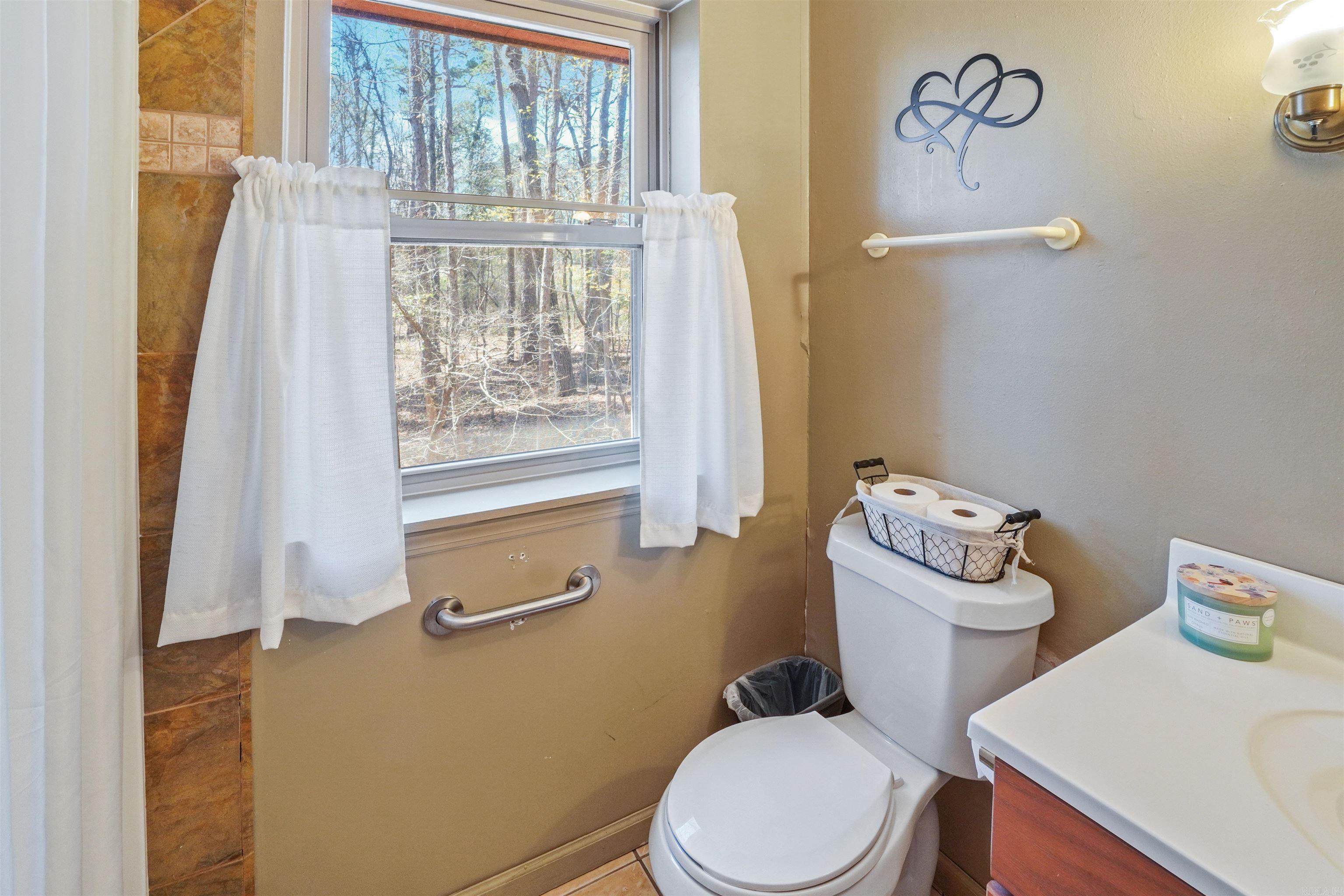 168 Dunn Hollow  Fairfield Bay, AR