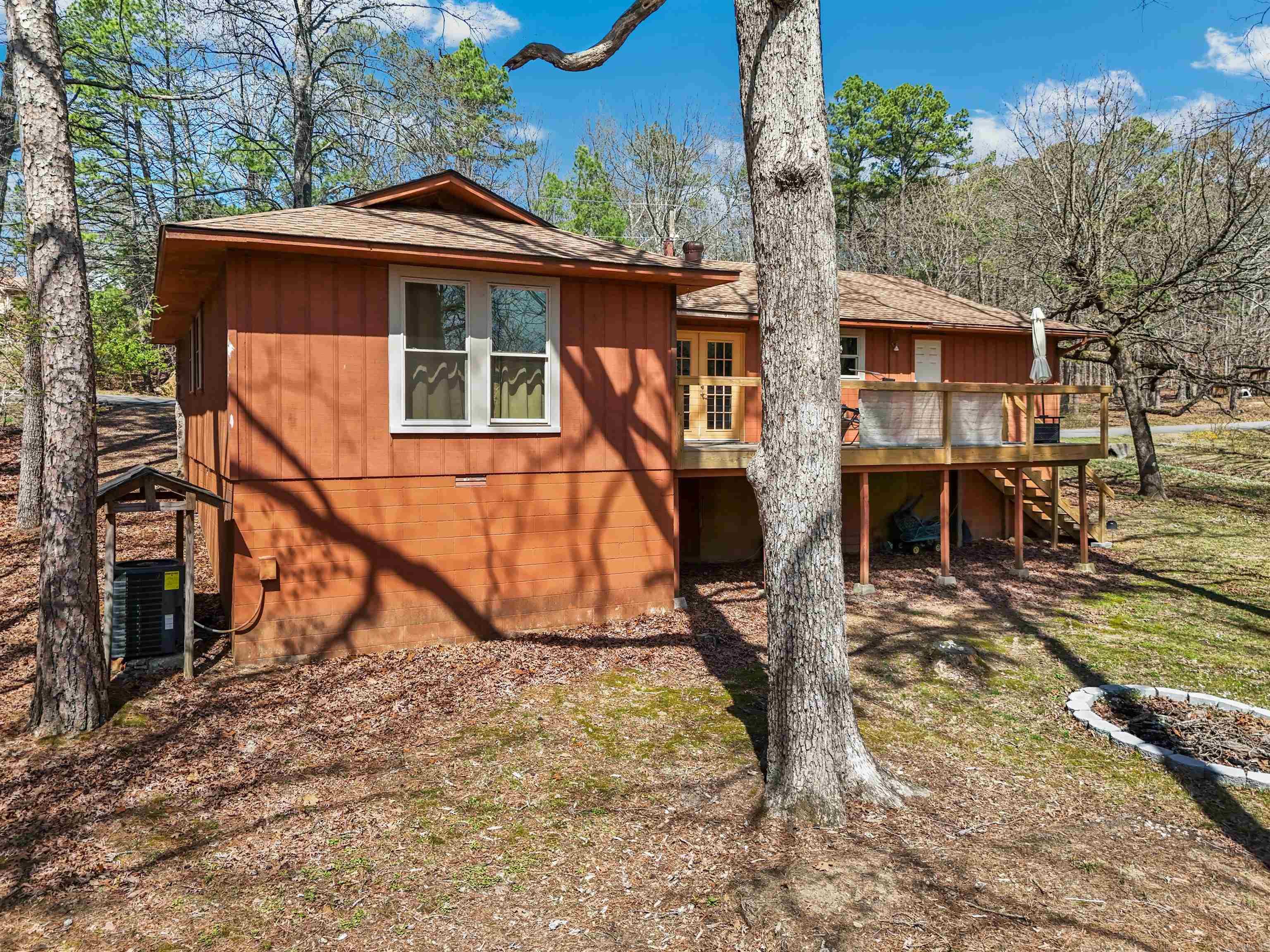168 Dunn Hollow  Fairfield Bay, AR