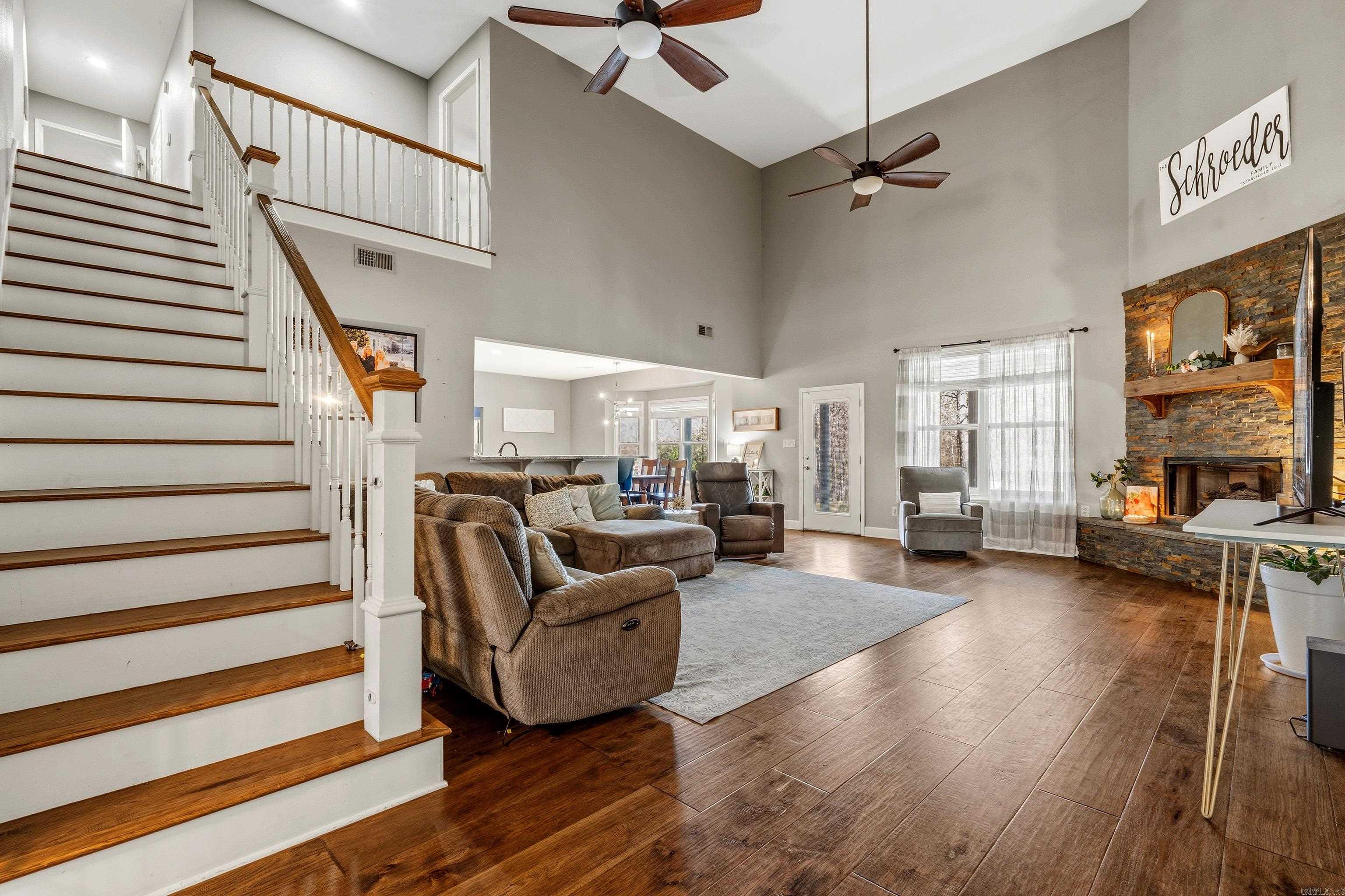 128 Parkway Pl  Pearcy, AR