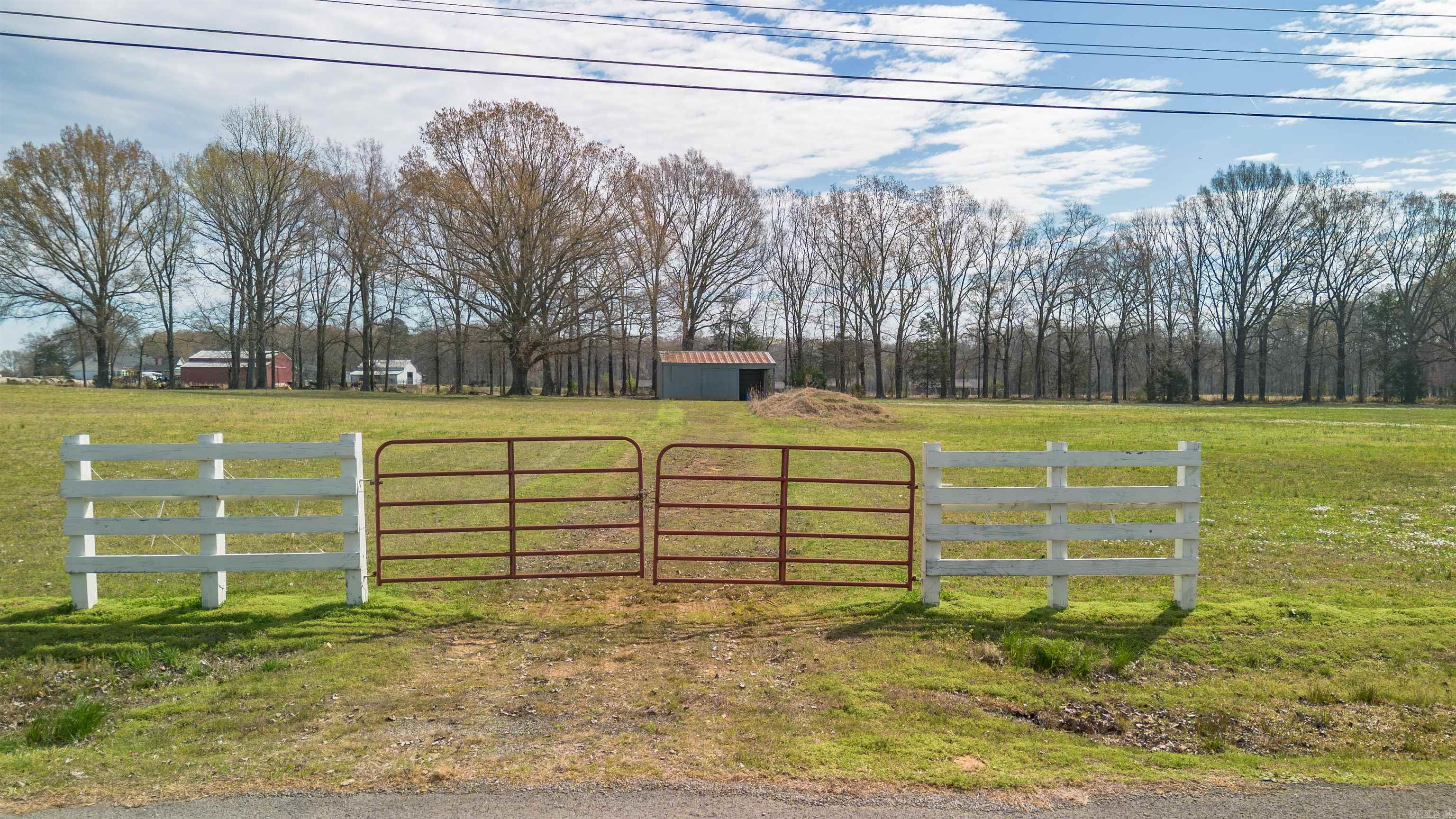 9418 H & H  Jacksonville, AR