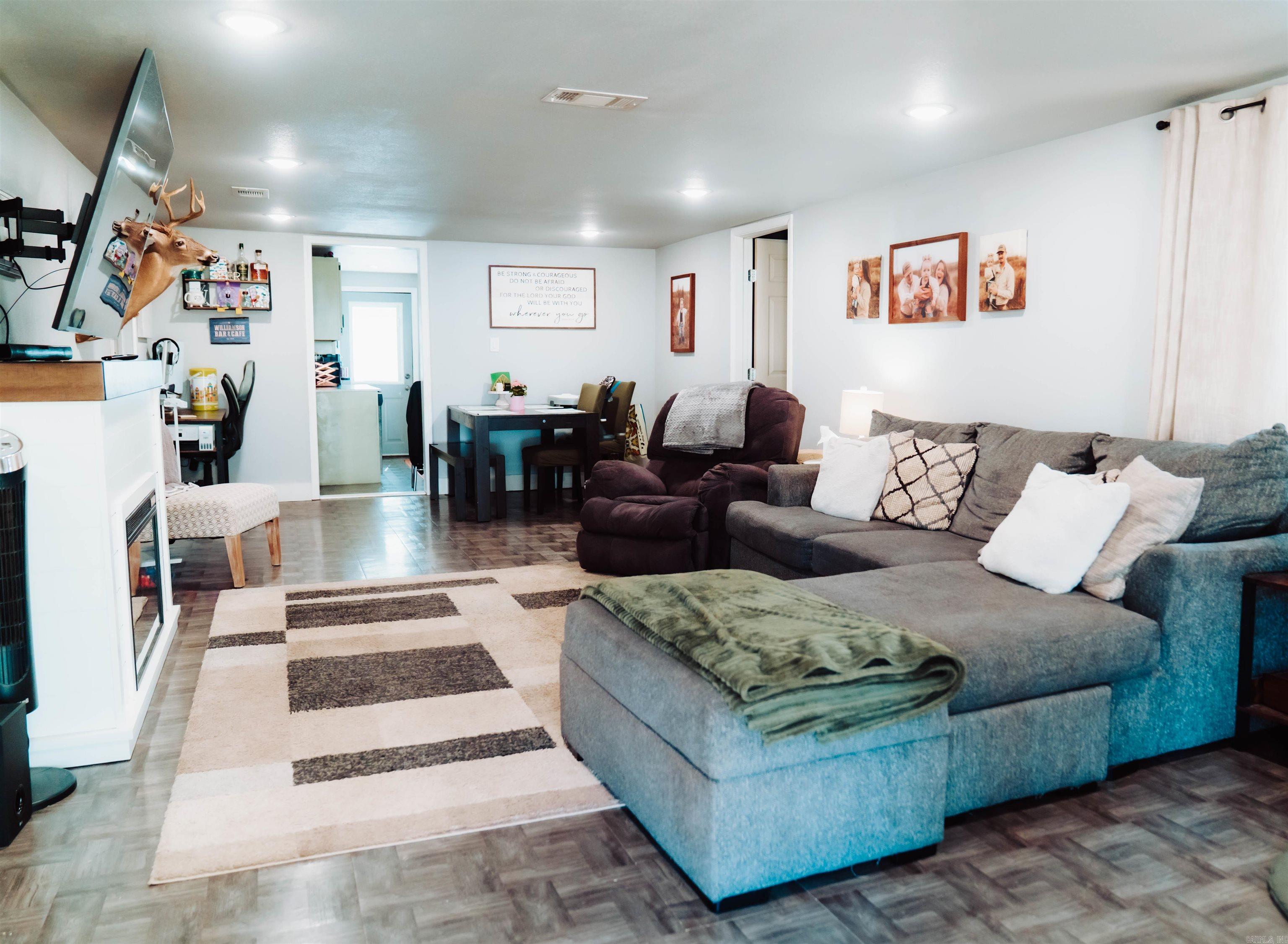 1000 Kenwood  Benton, AR