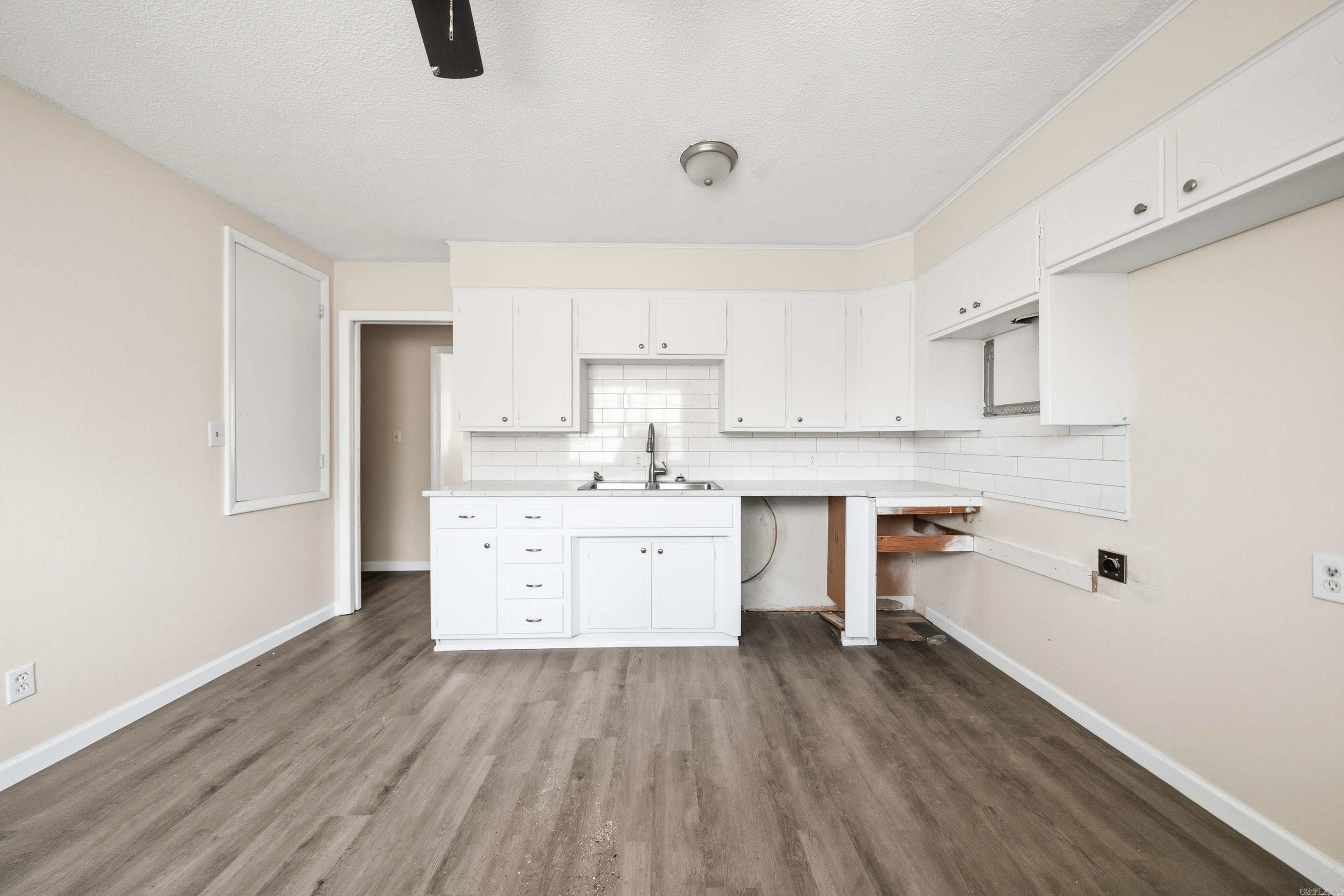 15 Autumn Hills  Mount Ida, AR