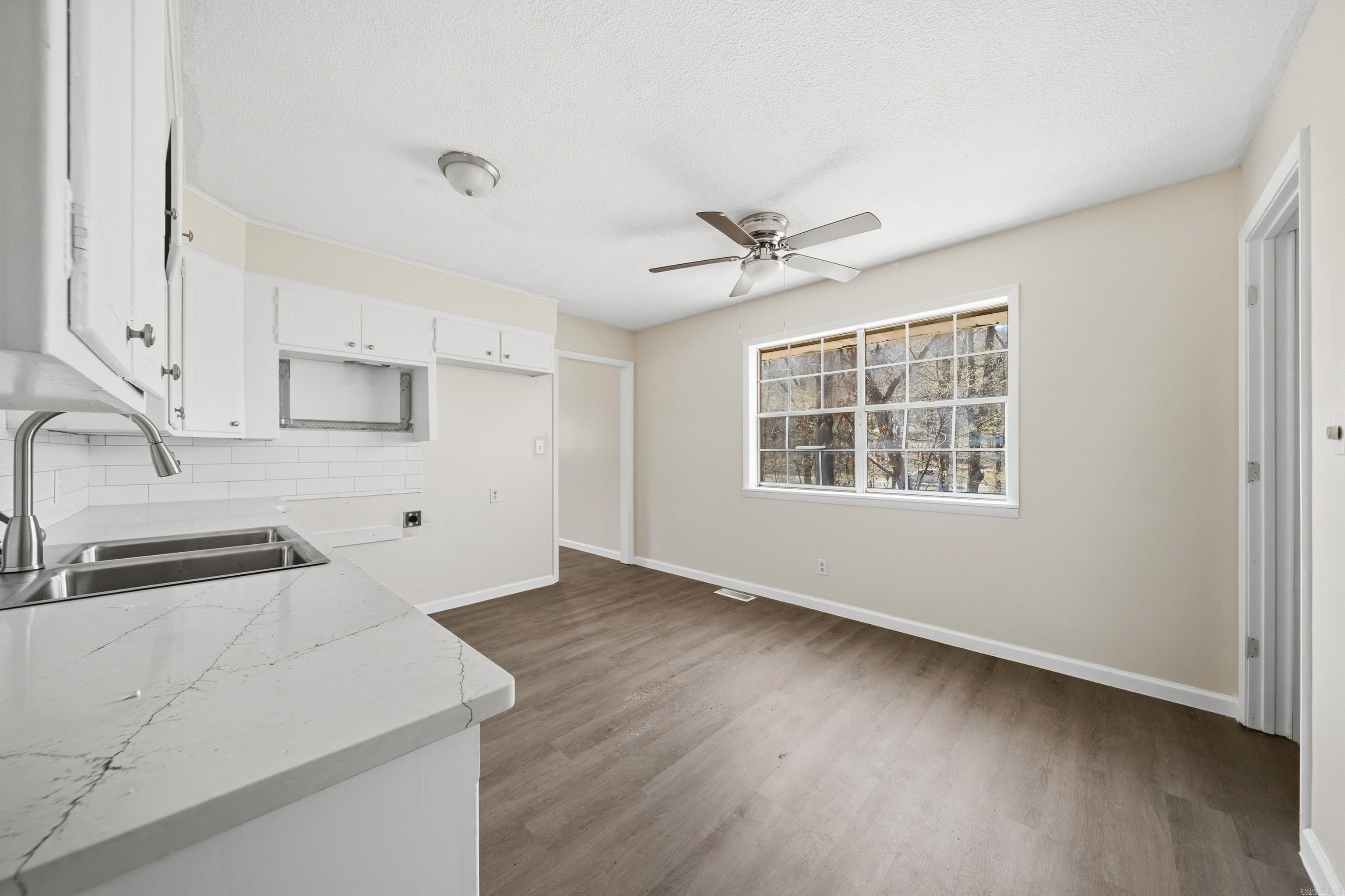 15 Autumn Hills  Mount Ida, AR