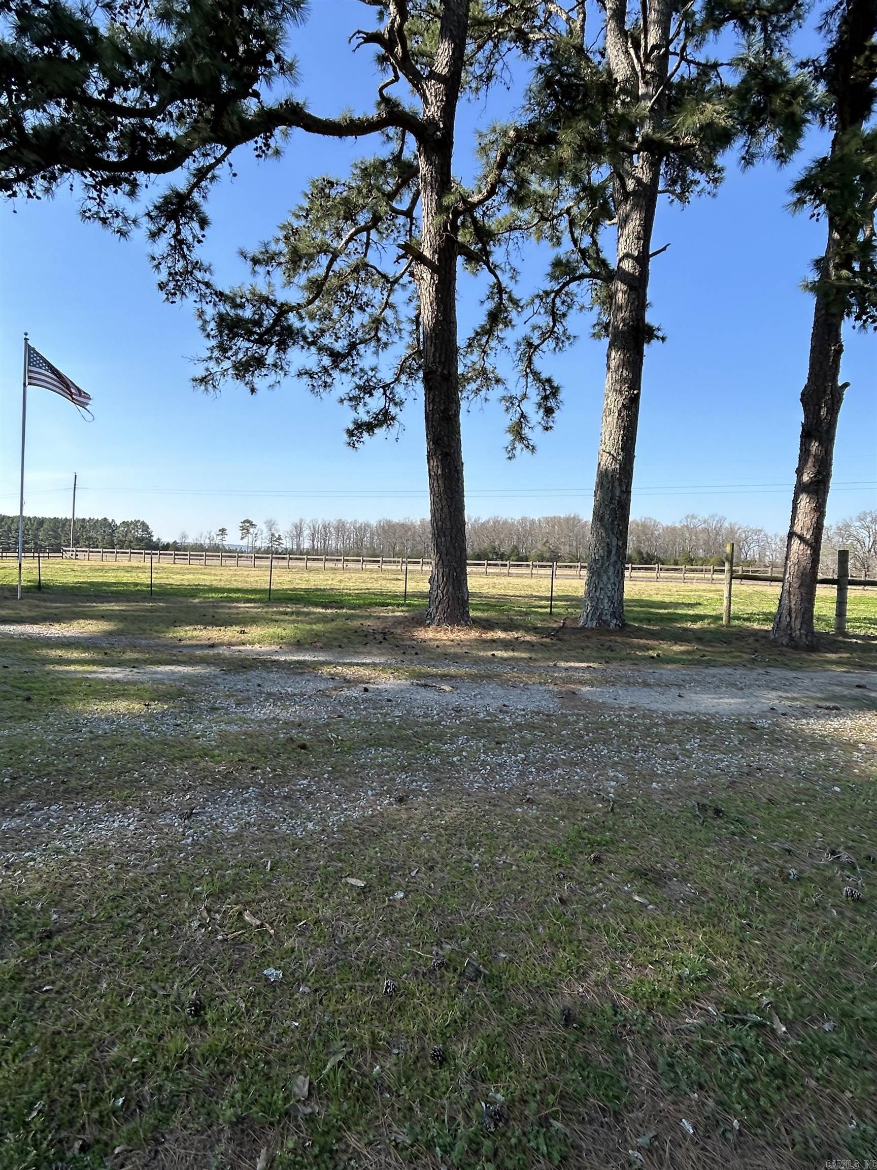 1924 Bettis Mountain Road  Quitman, AR