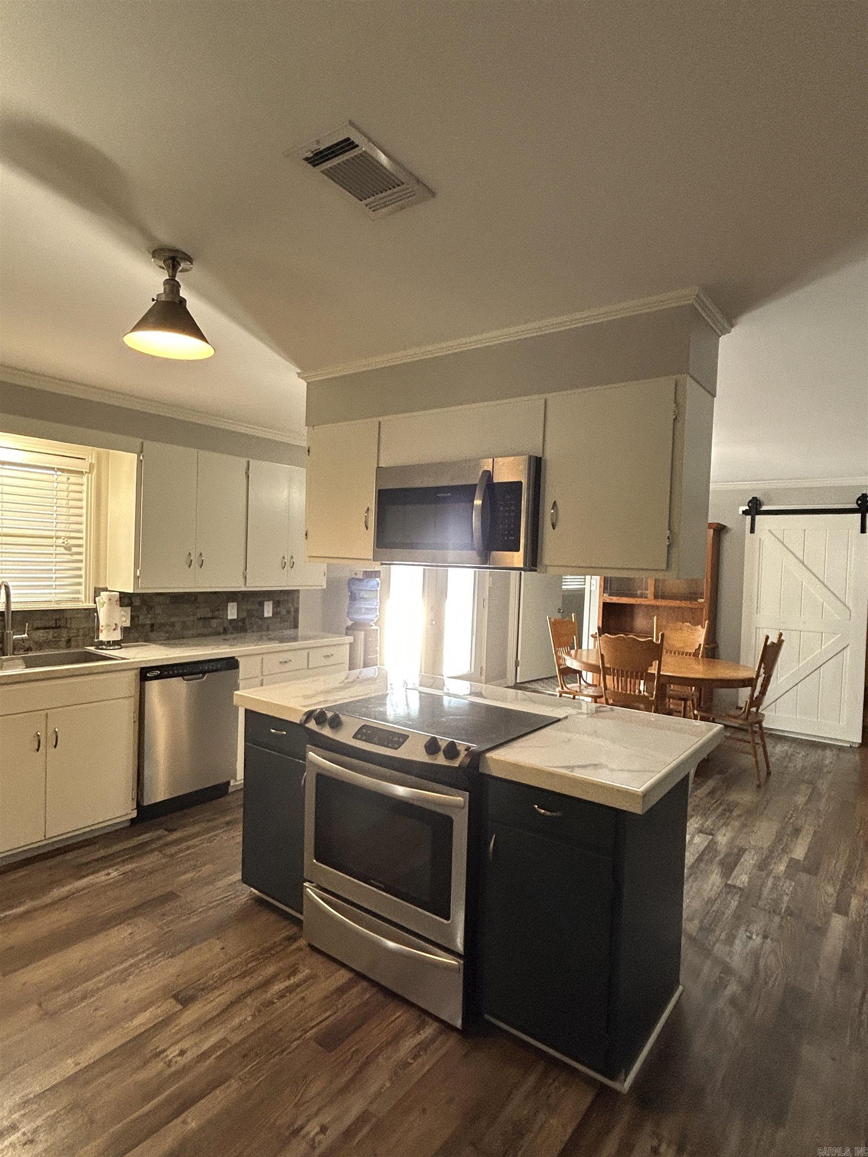 1924 Bettis Mountain Road  Quitman, AR