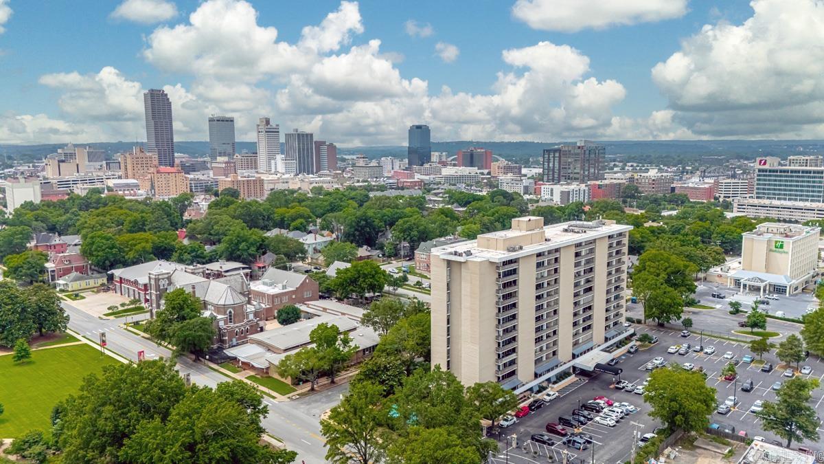 700 E 9th unit 7M  Little Rock, AR