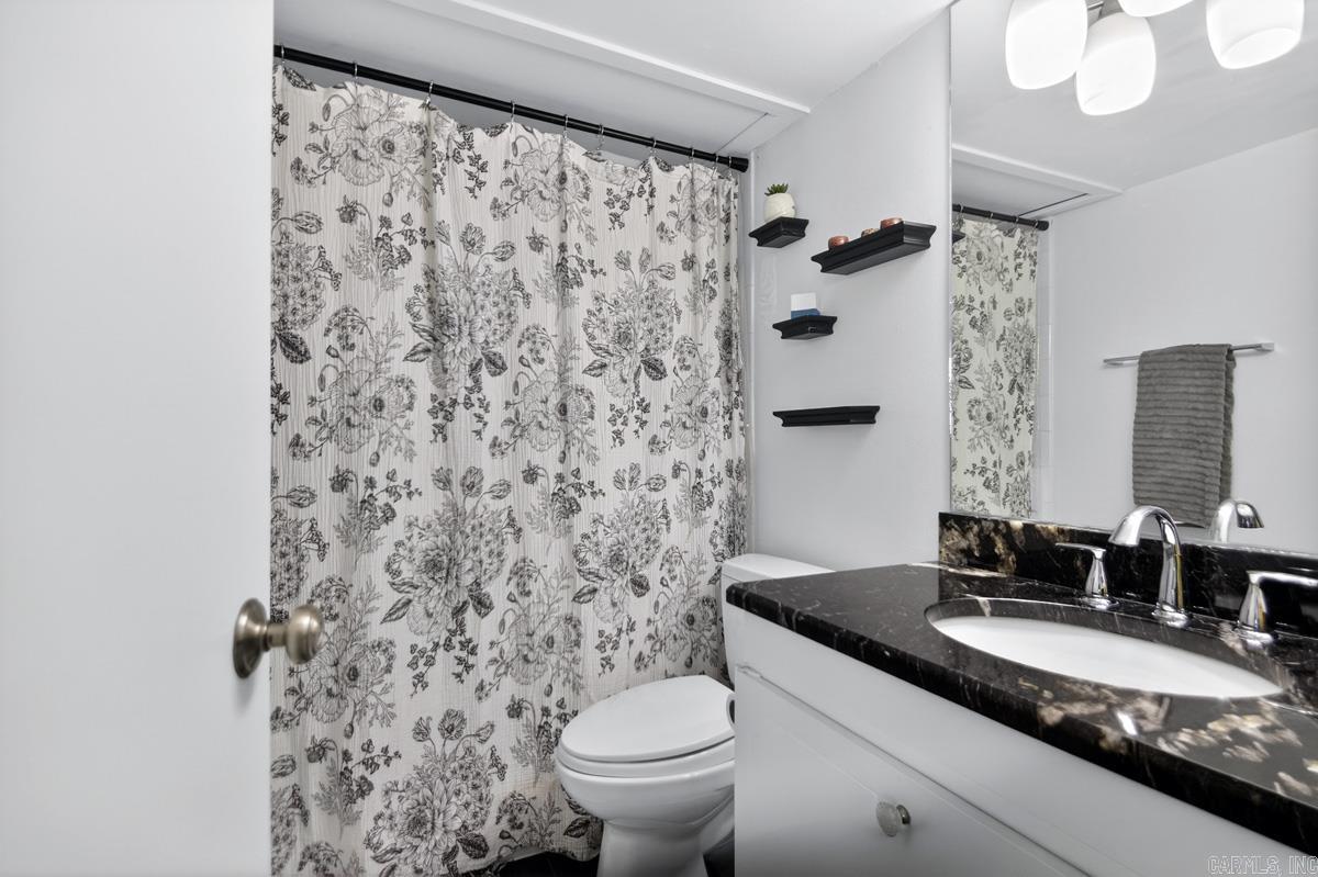 700 E 9th unit 7M  Little Rock, AR