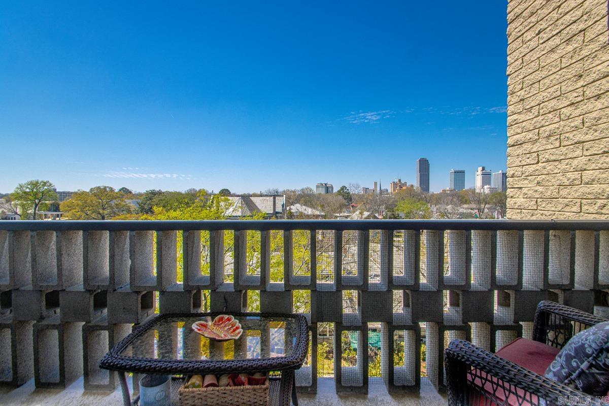 700 E 9th unit 7M  Little Rock, AR