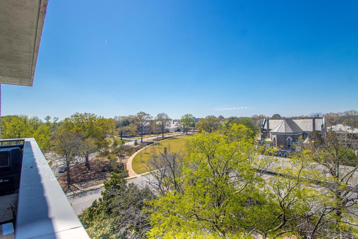 700 E 9th unit 7M  Little Rock, AR