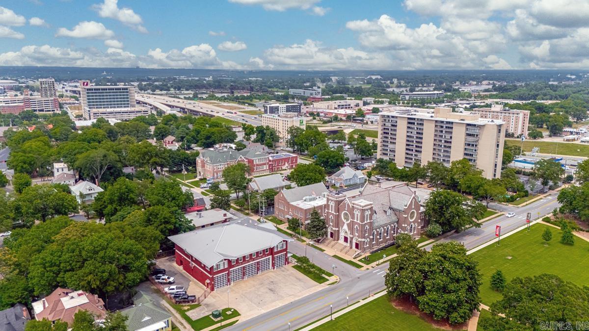 700 E 9th unit 7M  Little Rock, AR