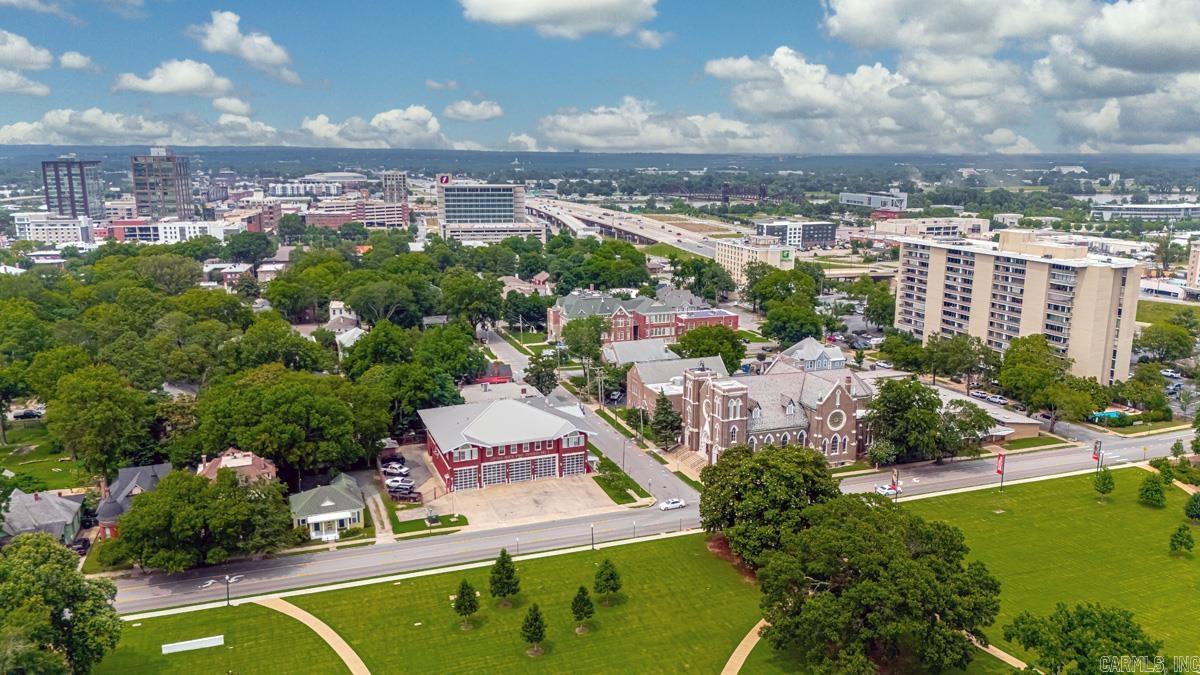 700 E 9th unit 7M  Little Rock, AR