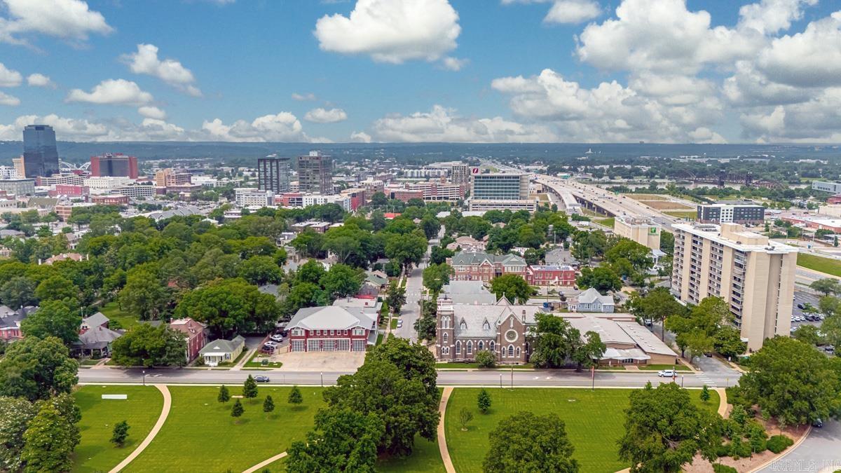 700 E 9th unit 7M  Little Rock, AR