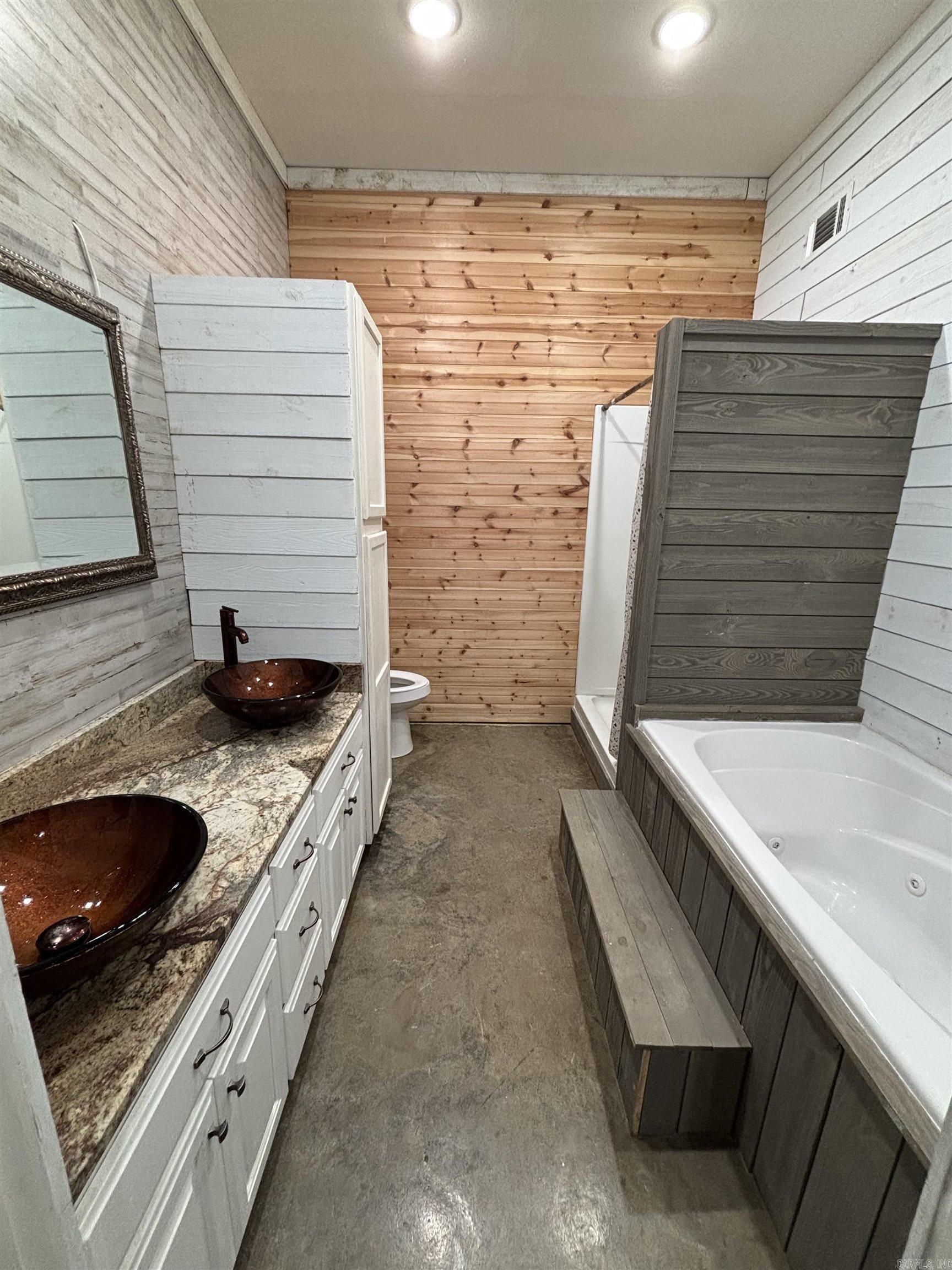 693 Little Blakely Creek  Jessieville, AR