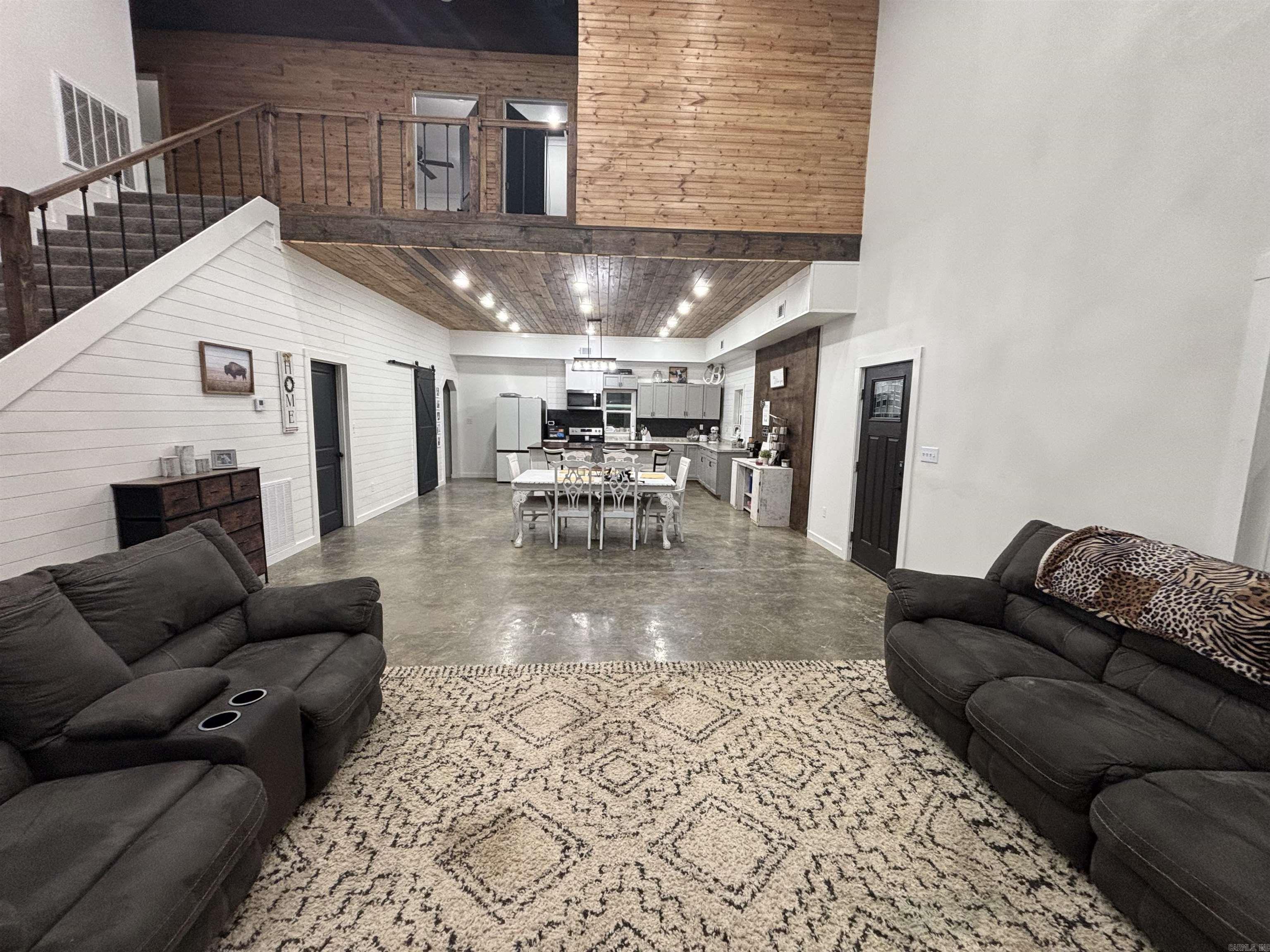 693 Little Blakely Creek  Jessieville, AR