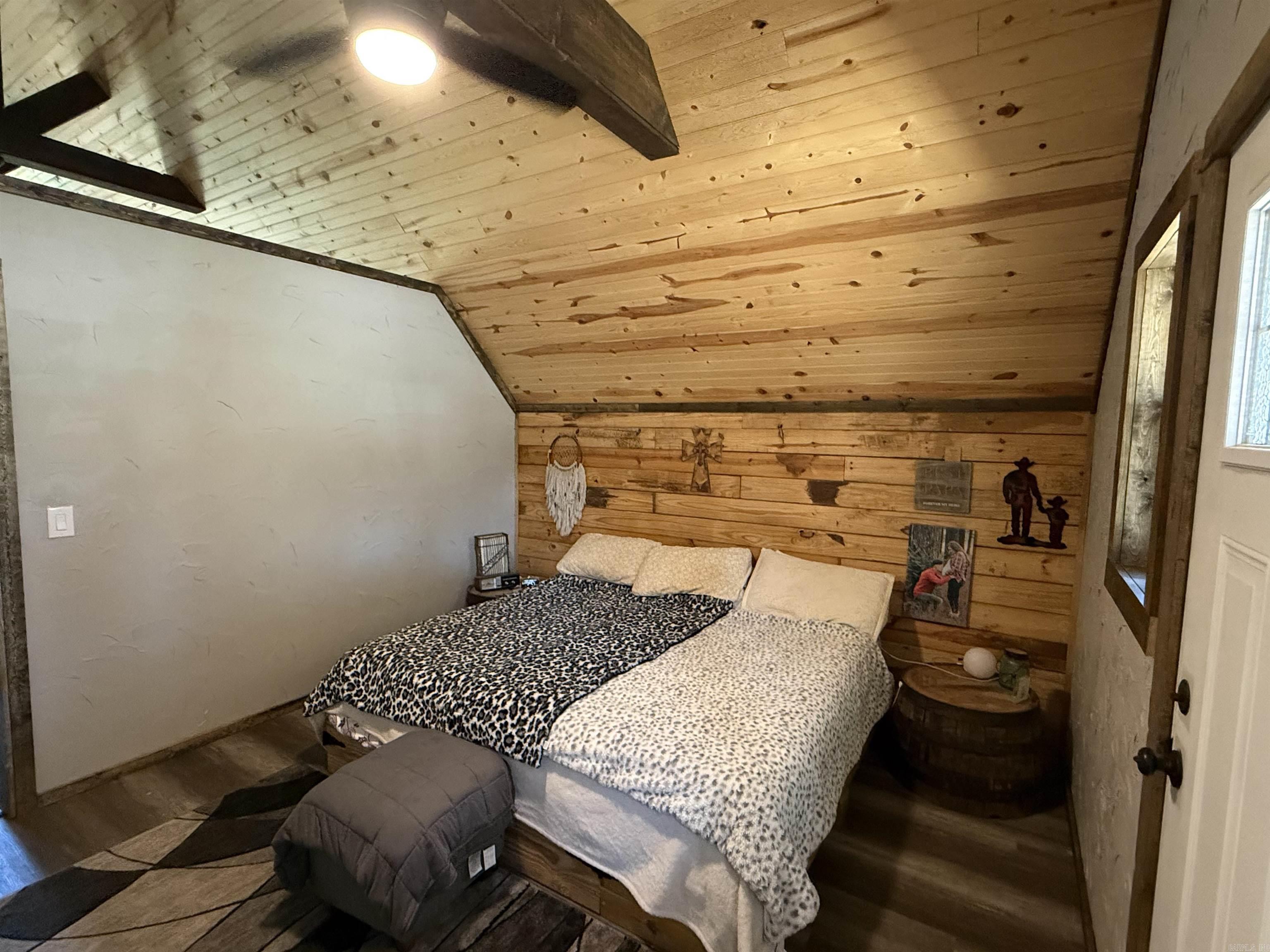 1198 N Evergreen  Bauxite, AR