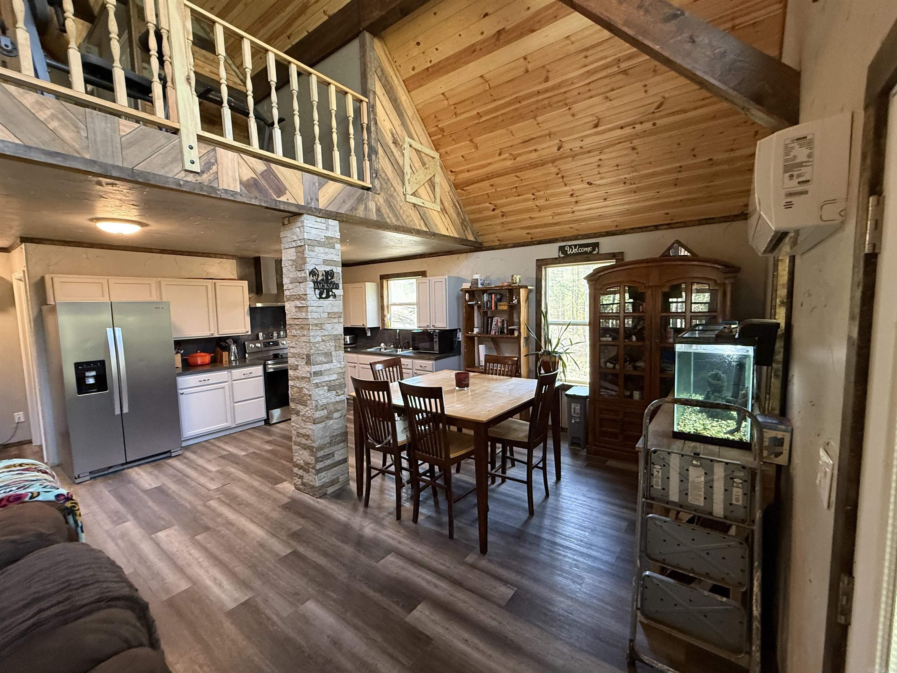 1198 N Evergreen  Bauxite, AR