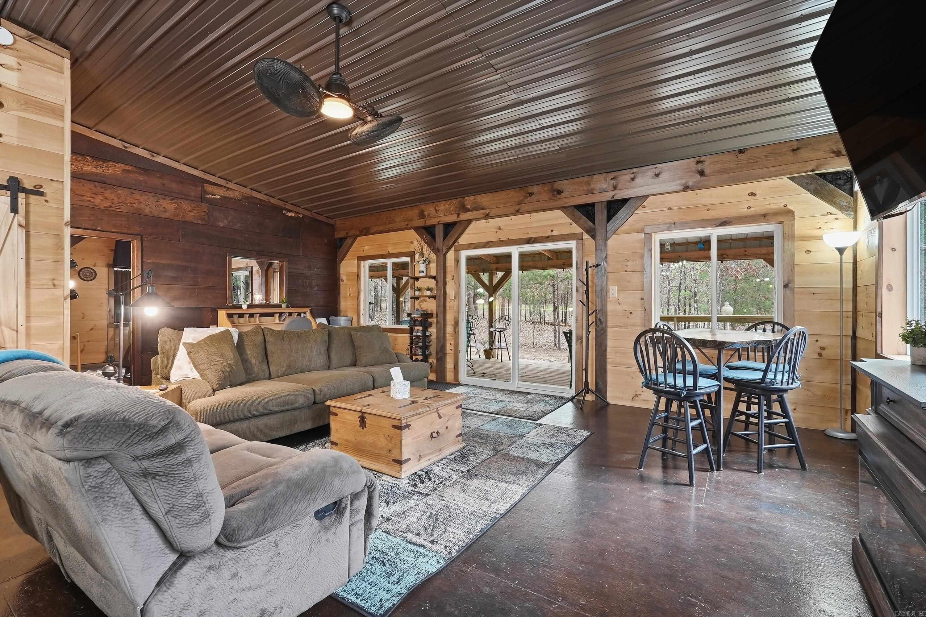 2605 Silver Ridge Rd.  Drasco, AR