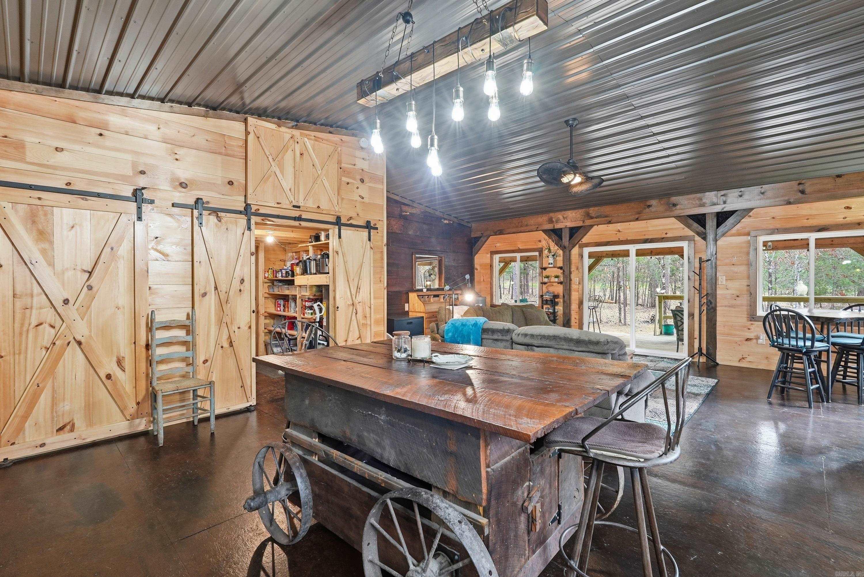 2605 Silver Ridge Rd.  Drasco, AR