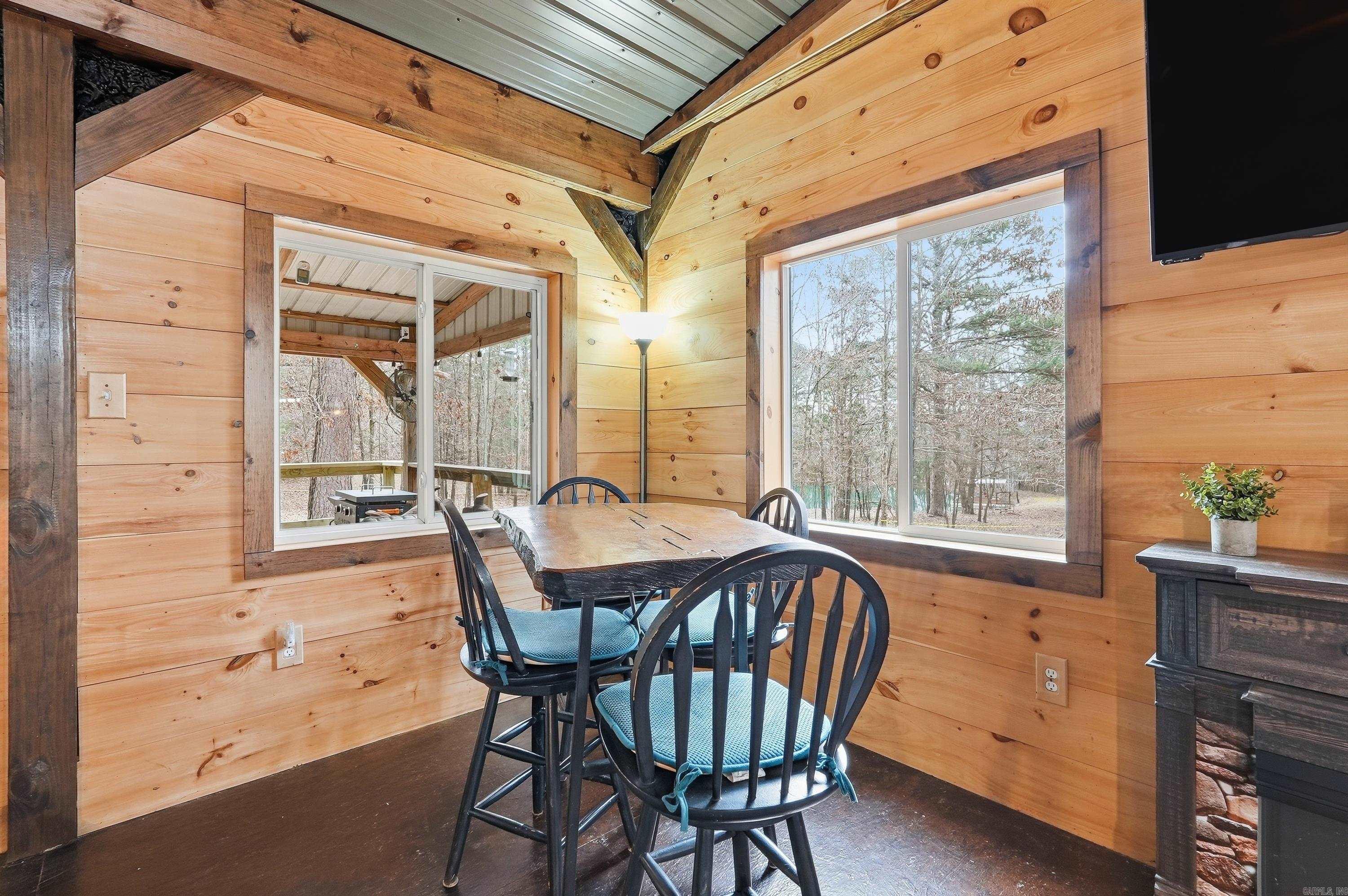 2605 Silver Ridge Rd.  Drasco, AR