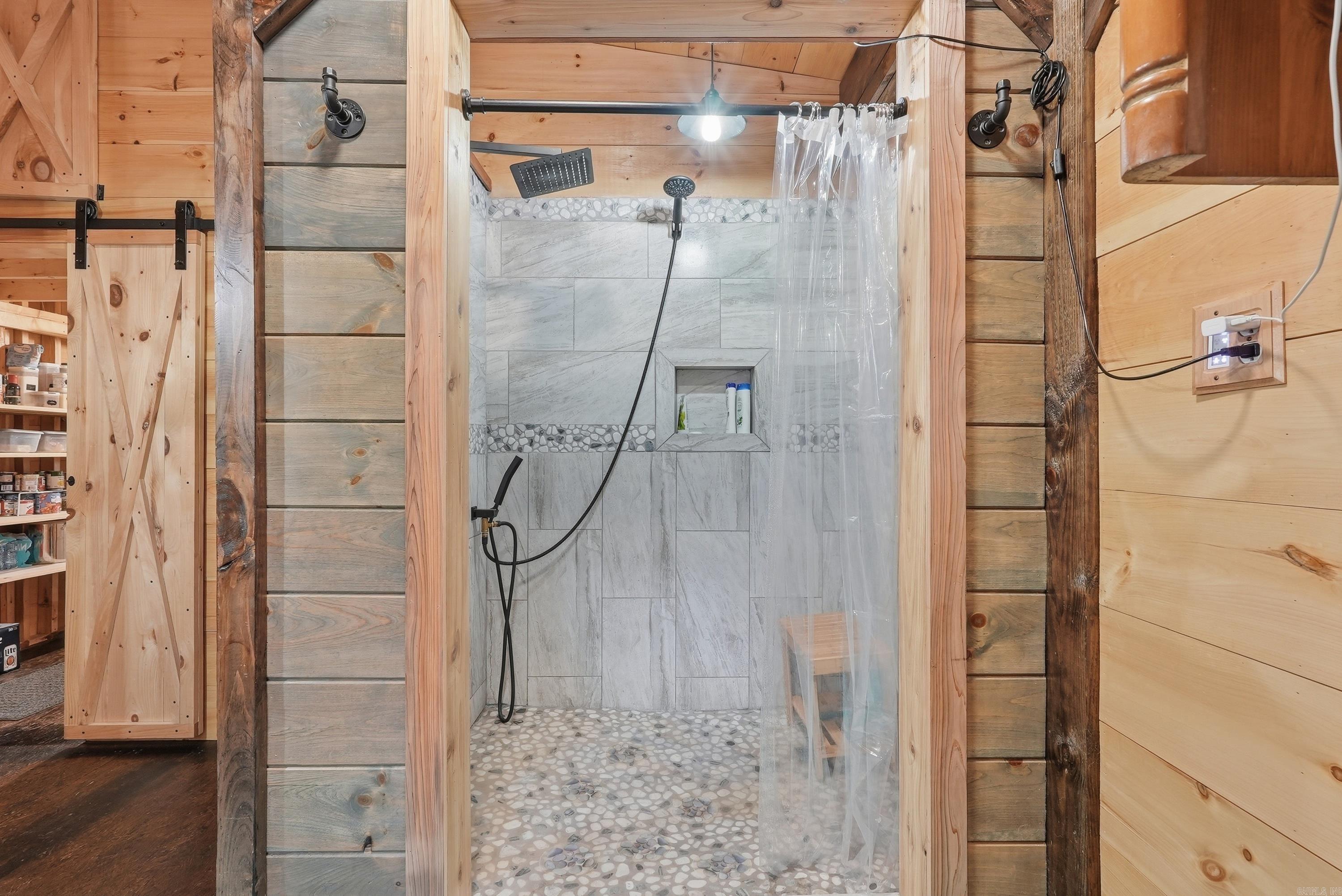 2605 Silver Ridge Rd.  Drasco, AR