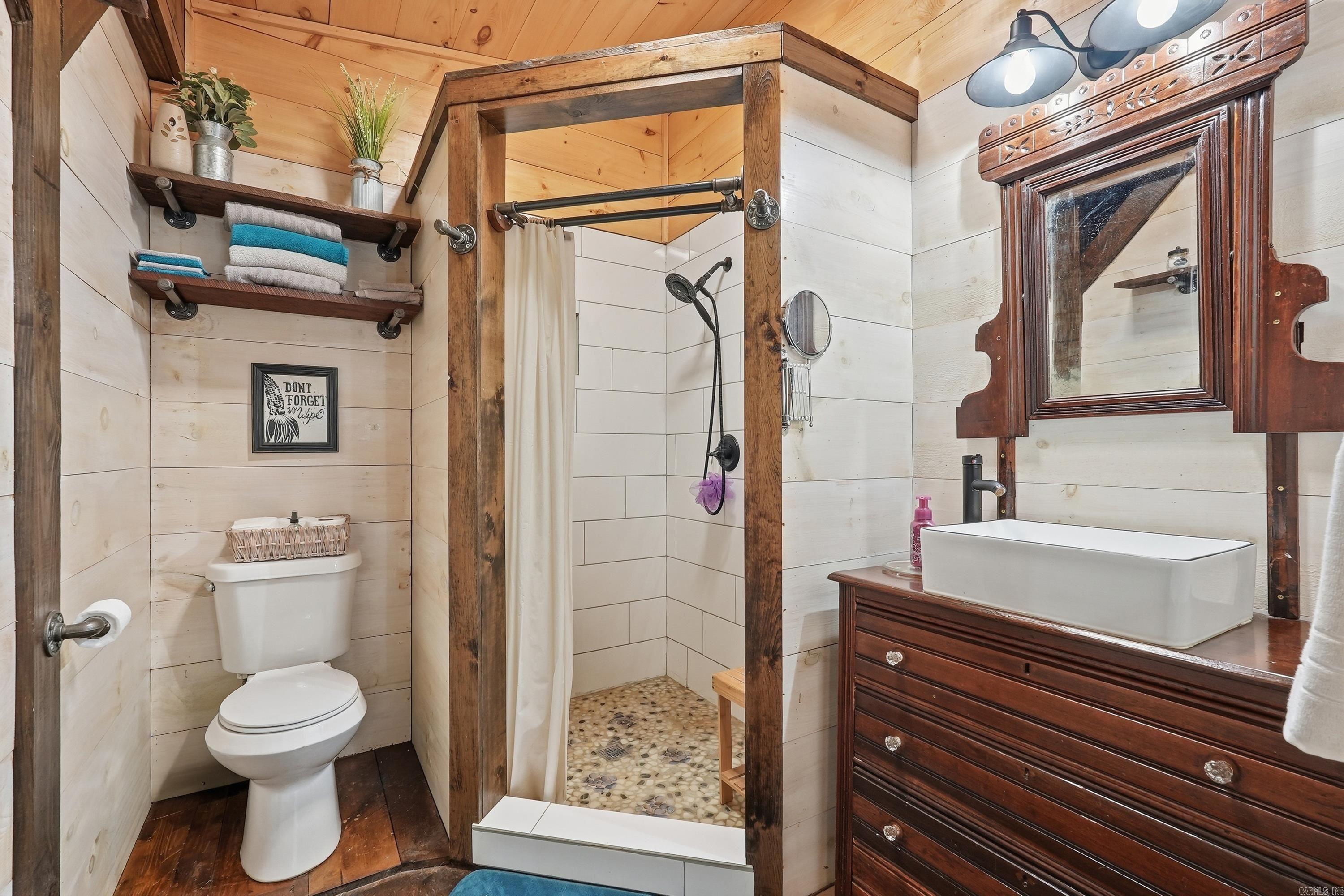 2605 Silver Ridge Rd.  Drasco, AR