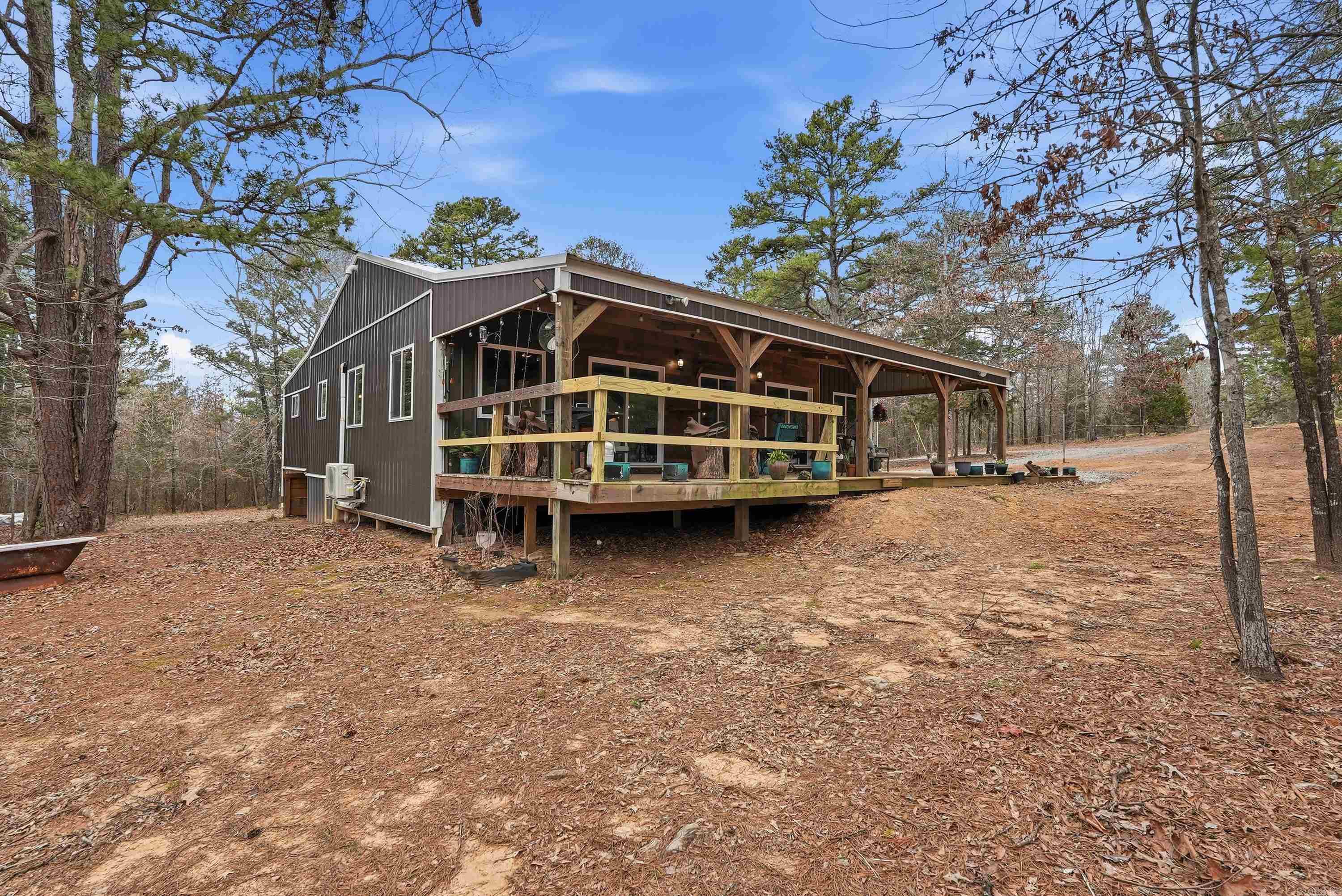 2605 Silver Ridge Rd.  Drasco, AR