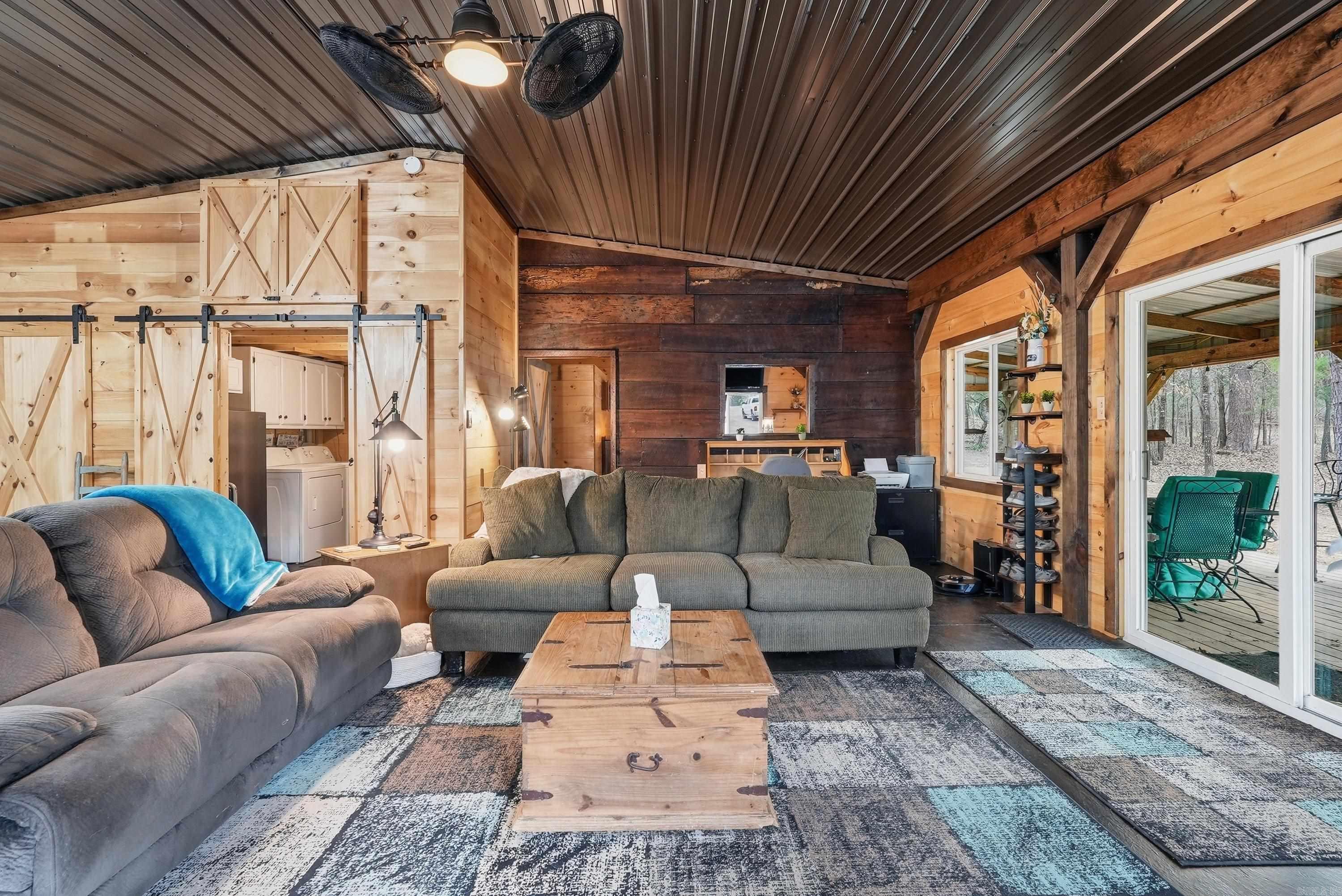 2605 Silver Ridge Rd.  Drasco, AR