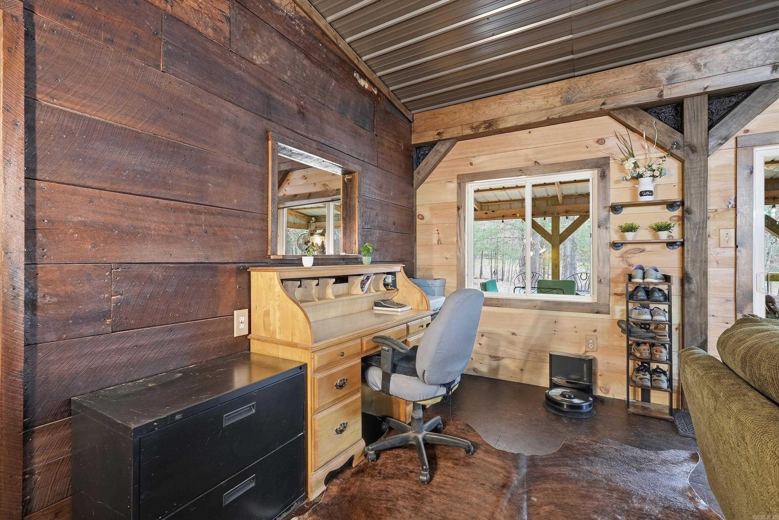 2605 Silver Ridge Rd.  Drasco, AR