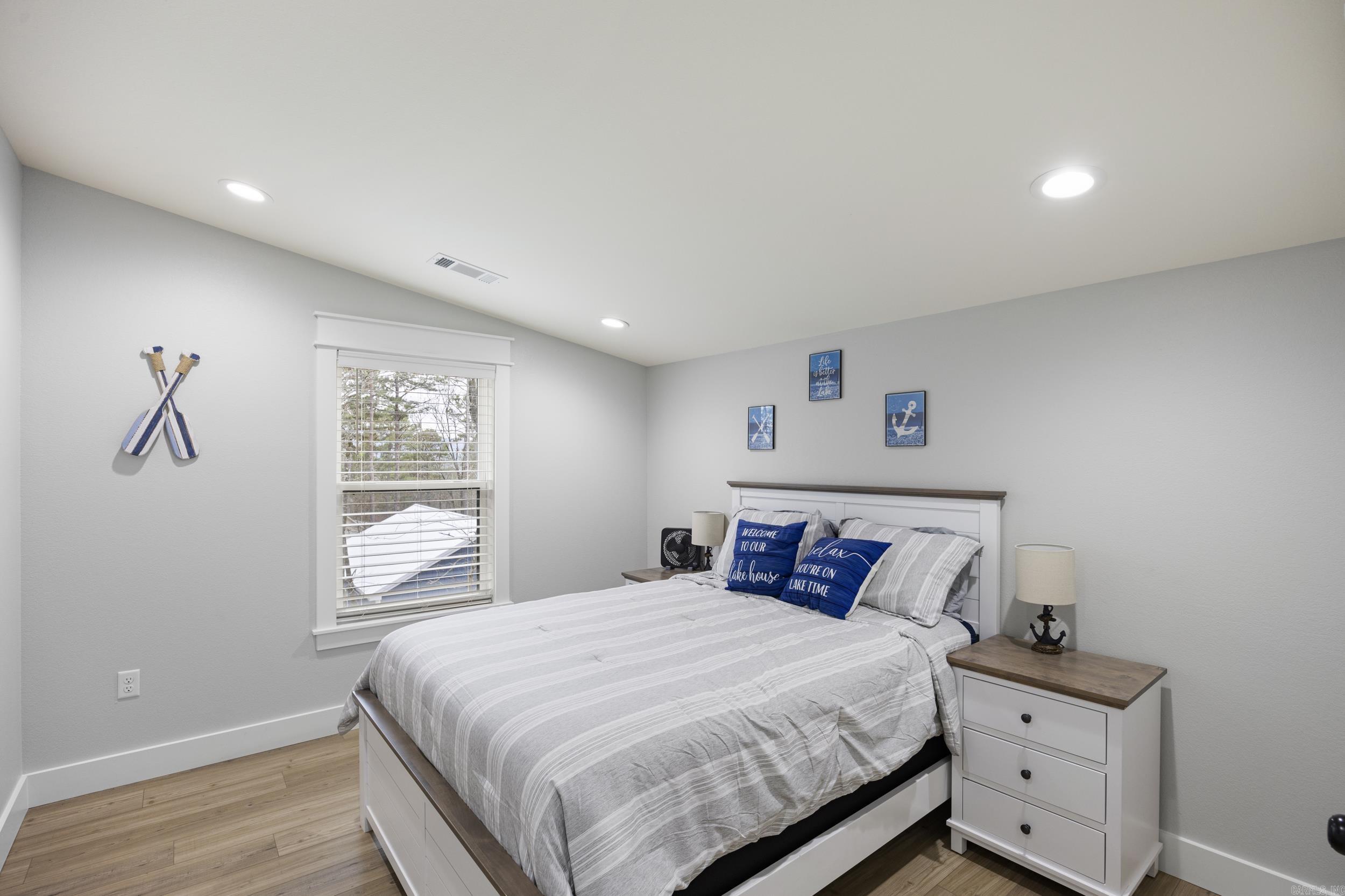 211 Woodland Shores  Clinton, AR