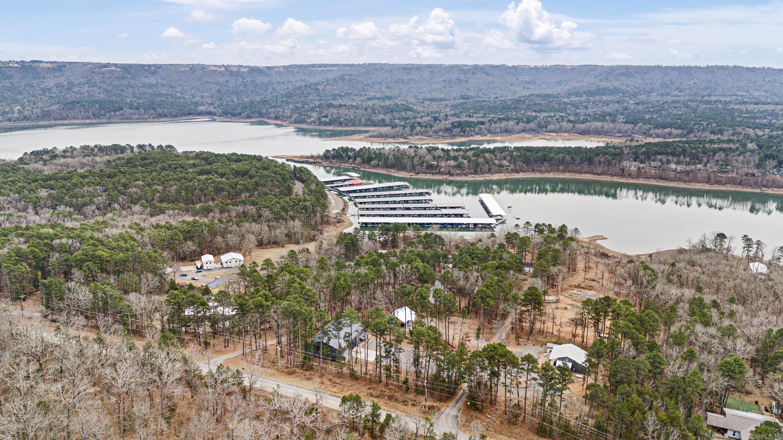 211 Woodland Shores  Clinton, AR