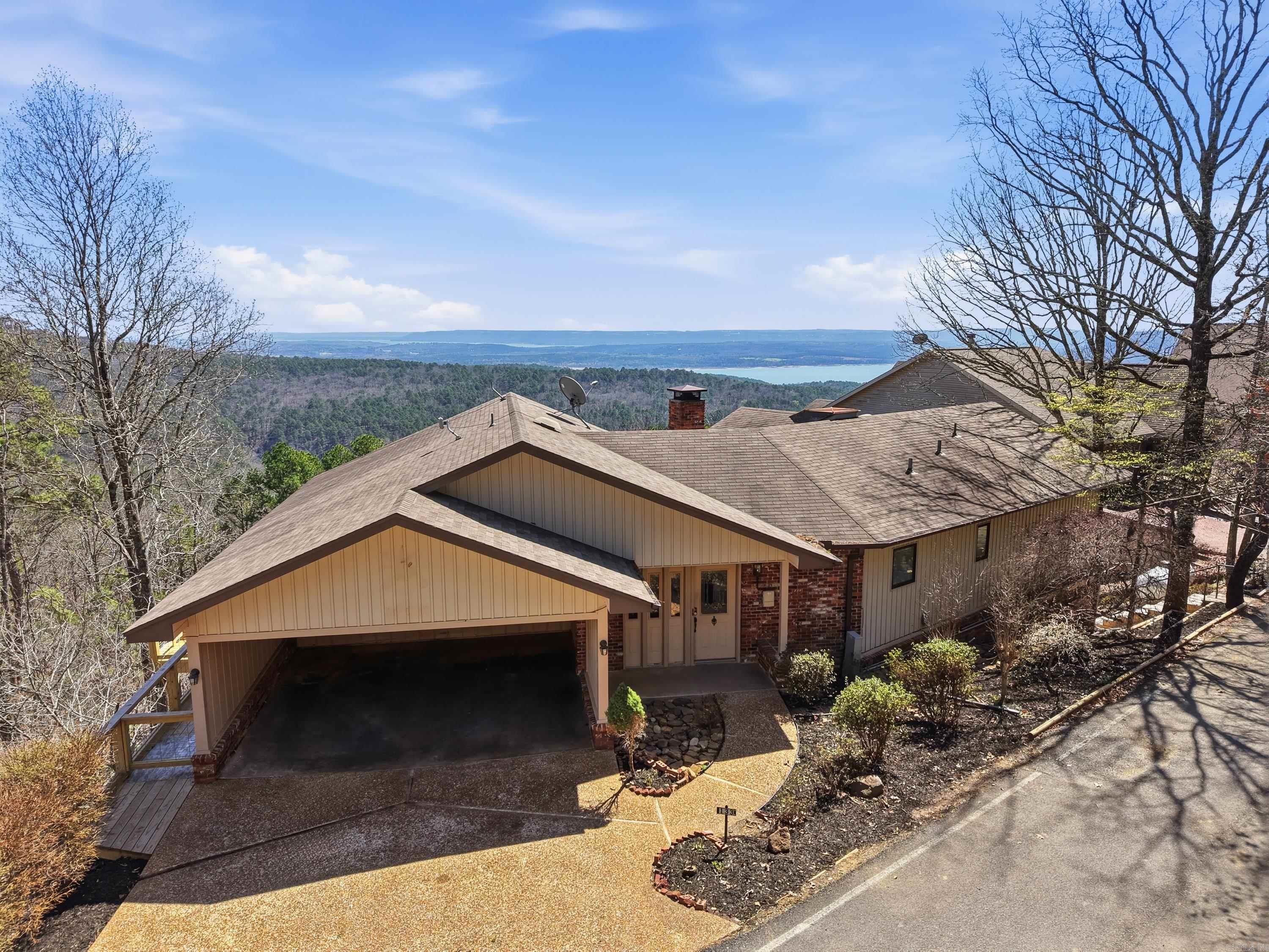 133 Chelsea  Fairfield Bay, AR