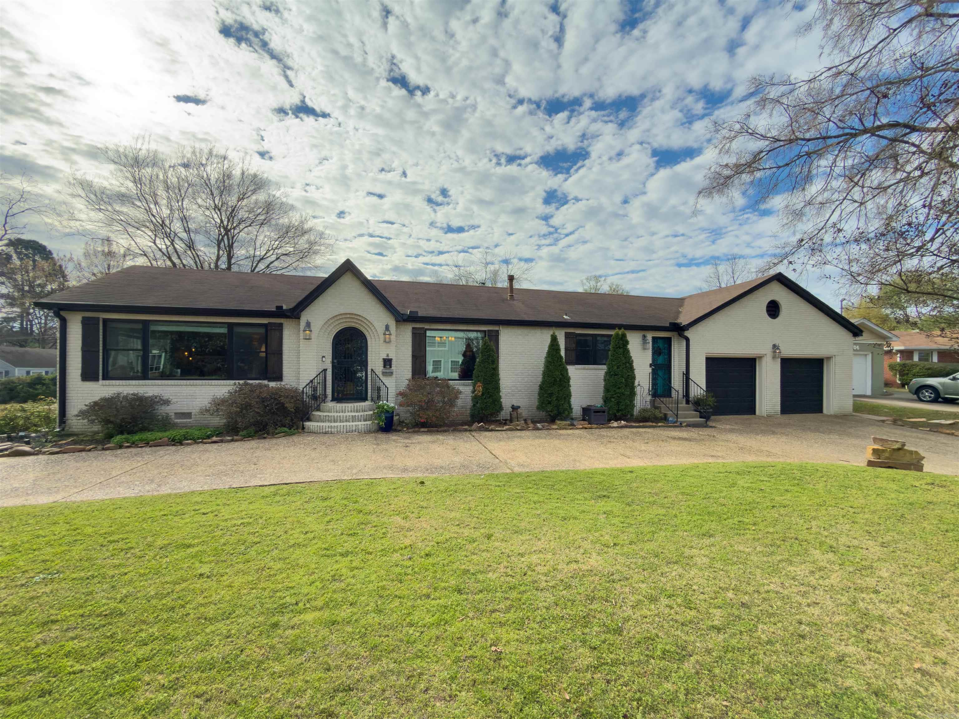 700 W D  North Little Rock, AR