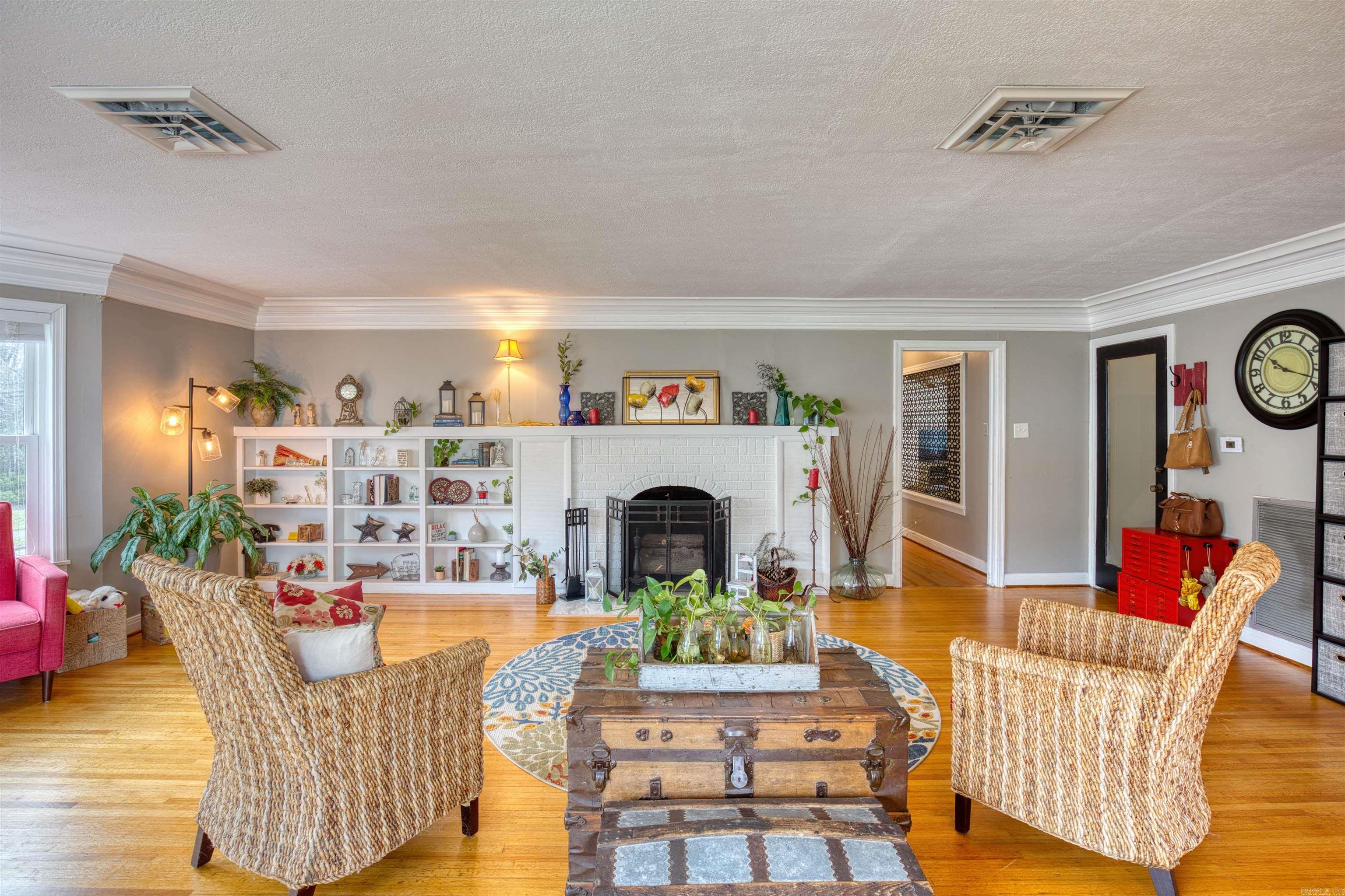 700 W D  North Little Rock, AR