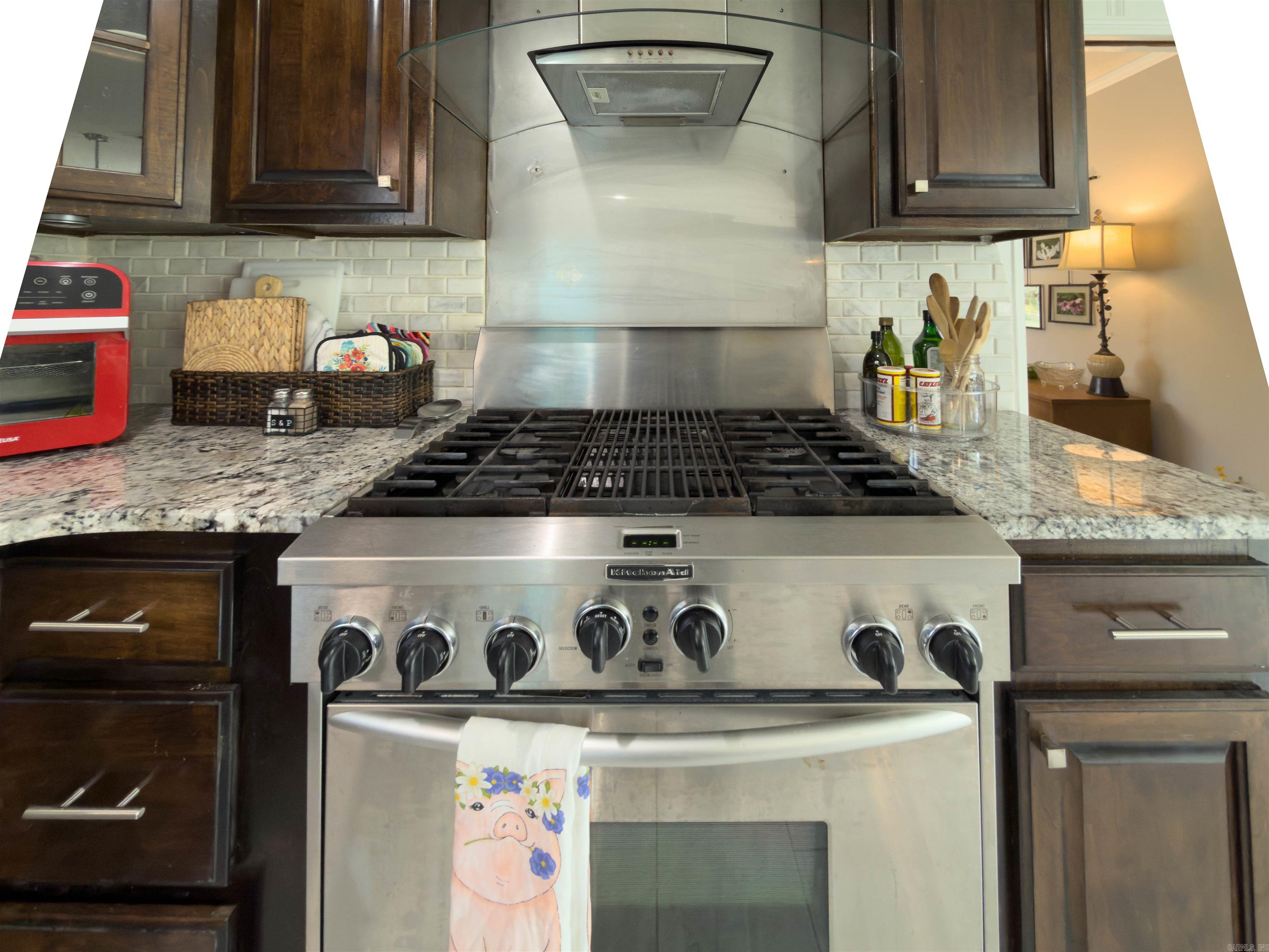 700 W D  North Little Rock, AR