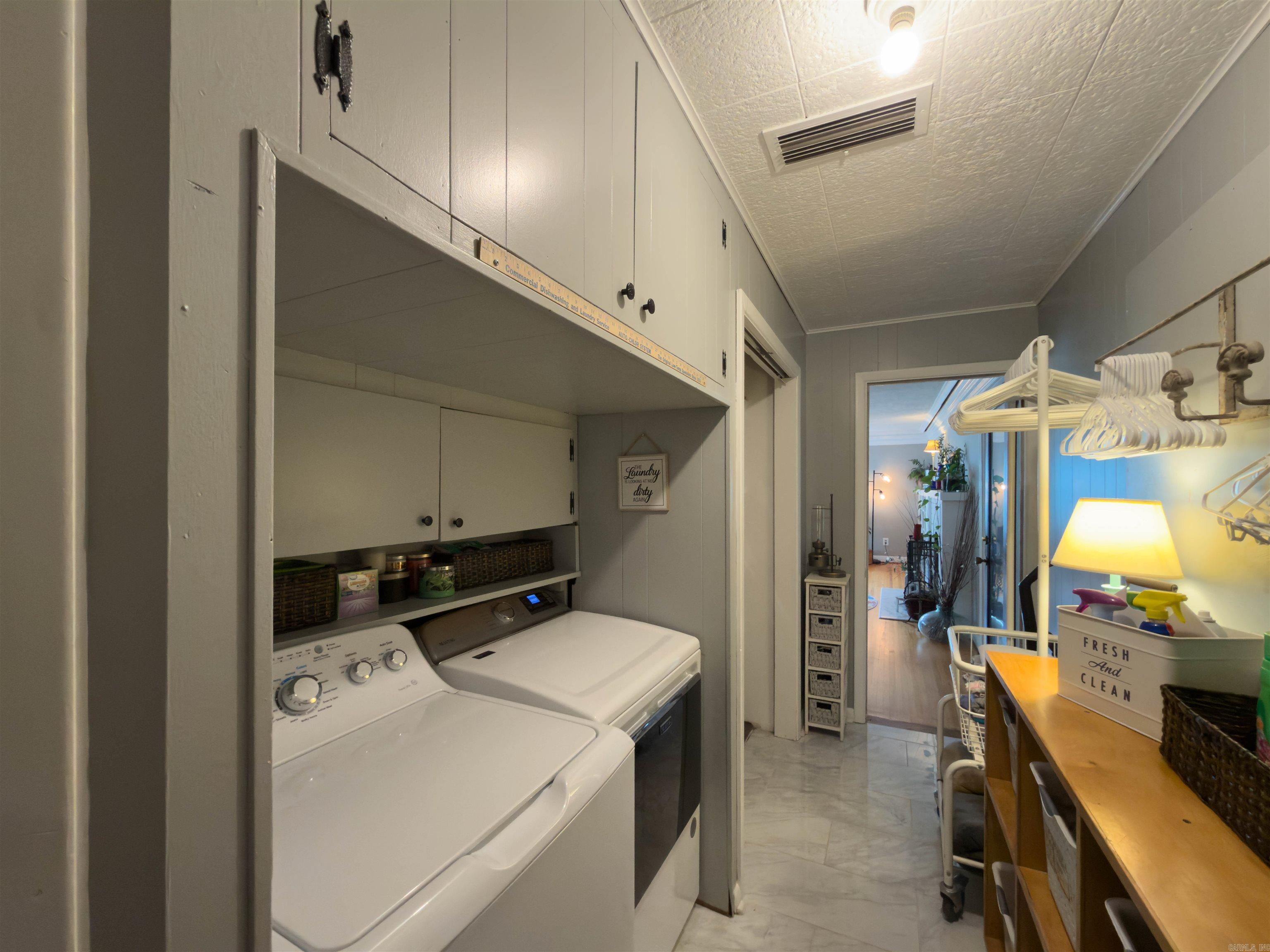 700 W D  North Little Rock, AR